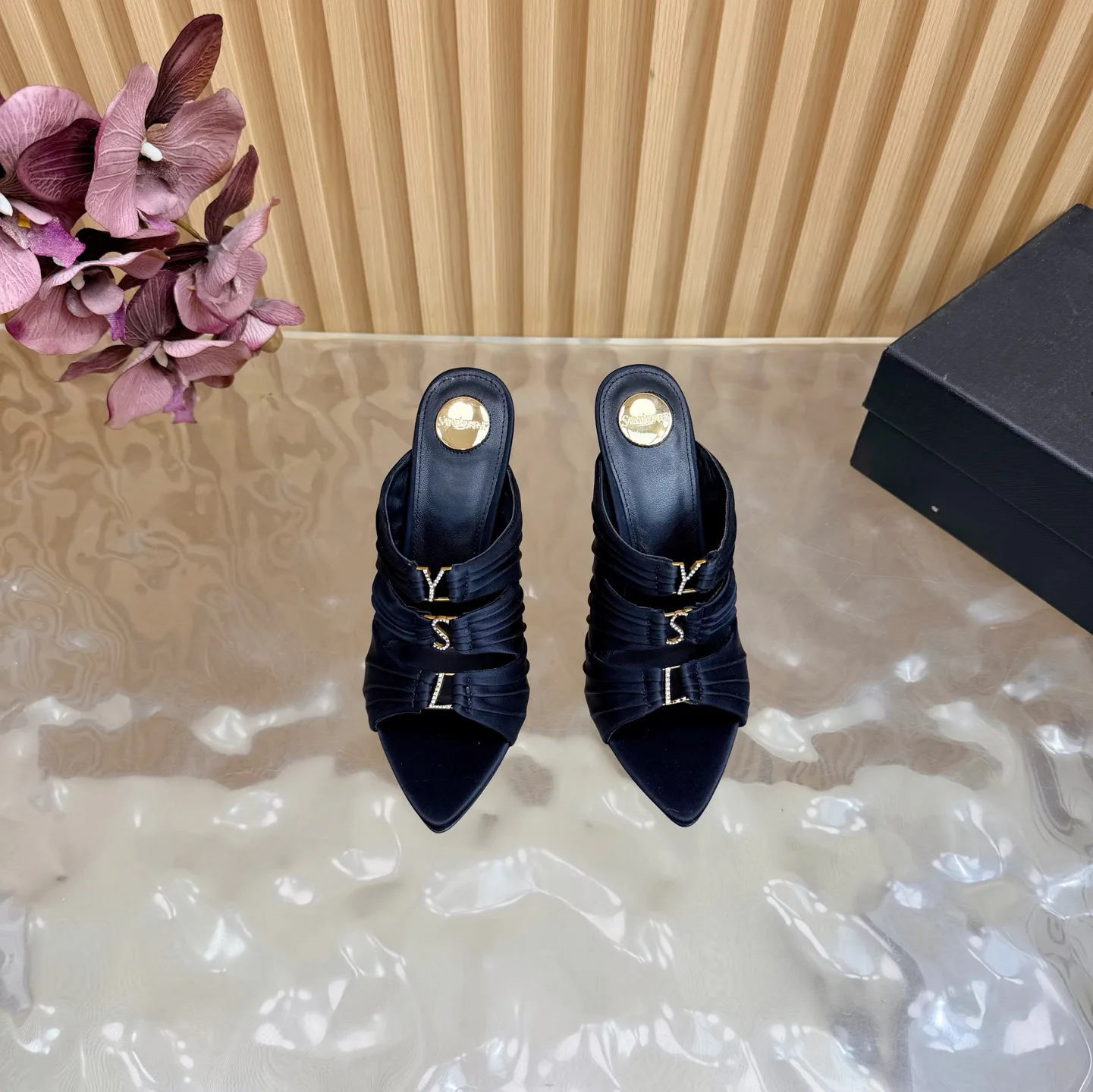 Босоножки Женские Saint Laurent 11660378