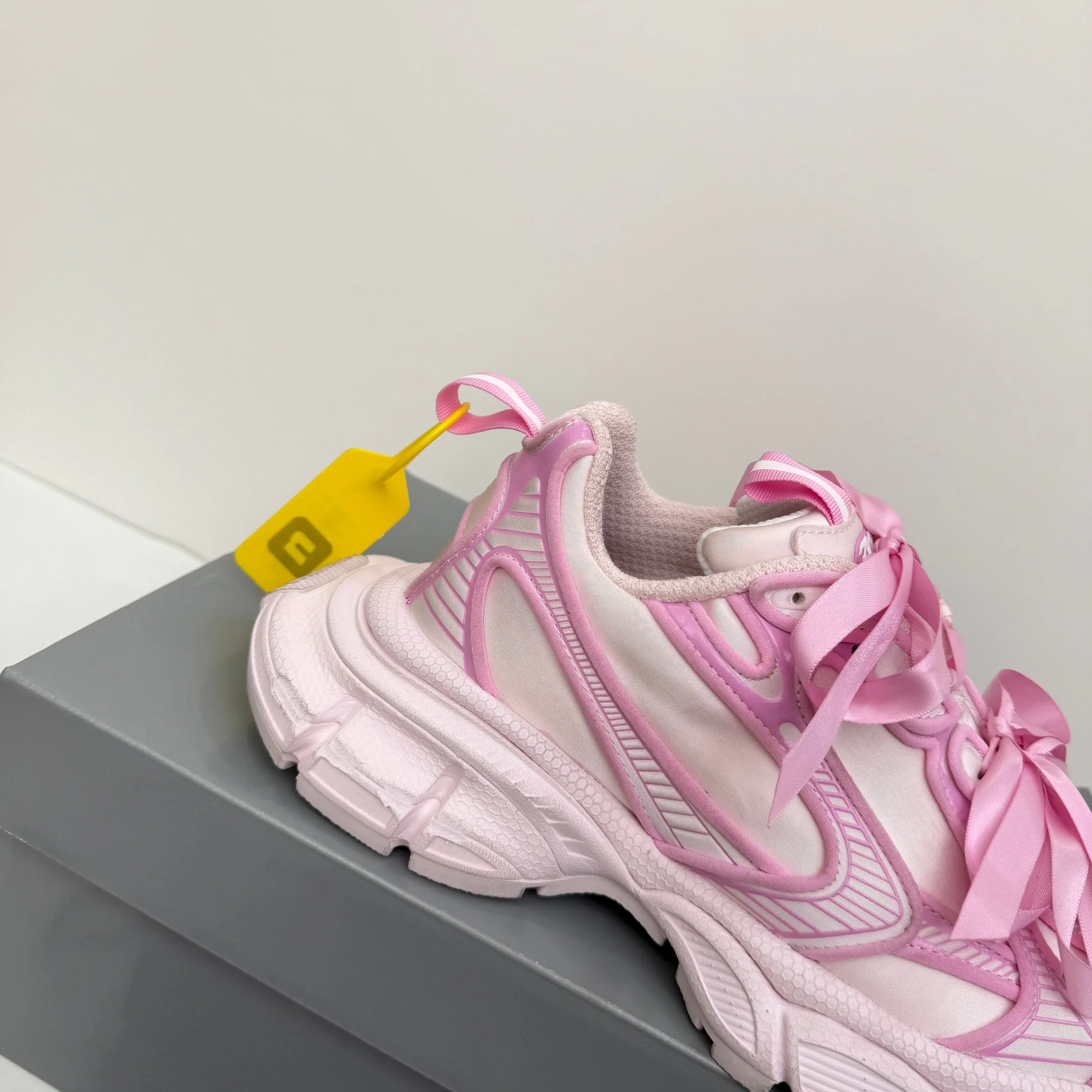 Кроссовки Женские Balenciaga 6239928