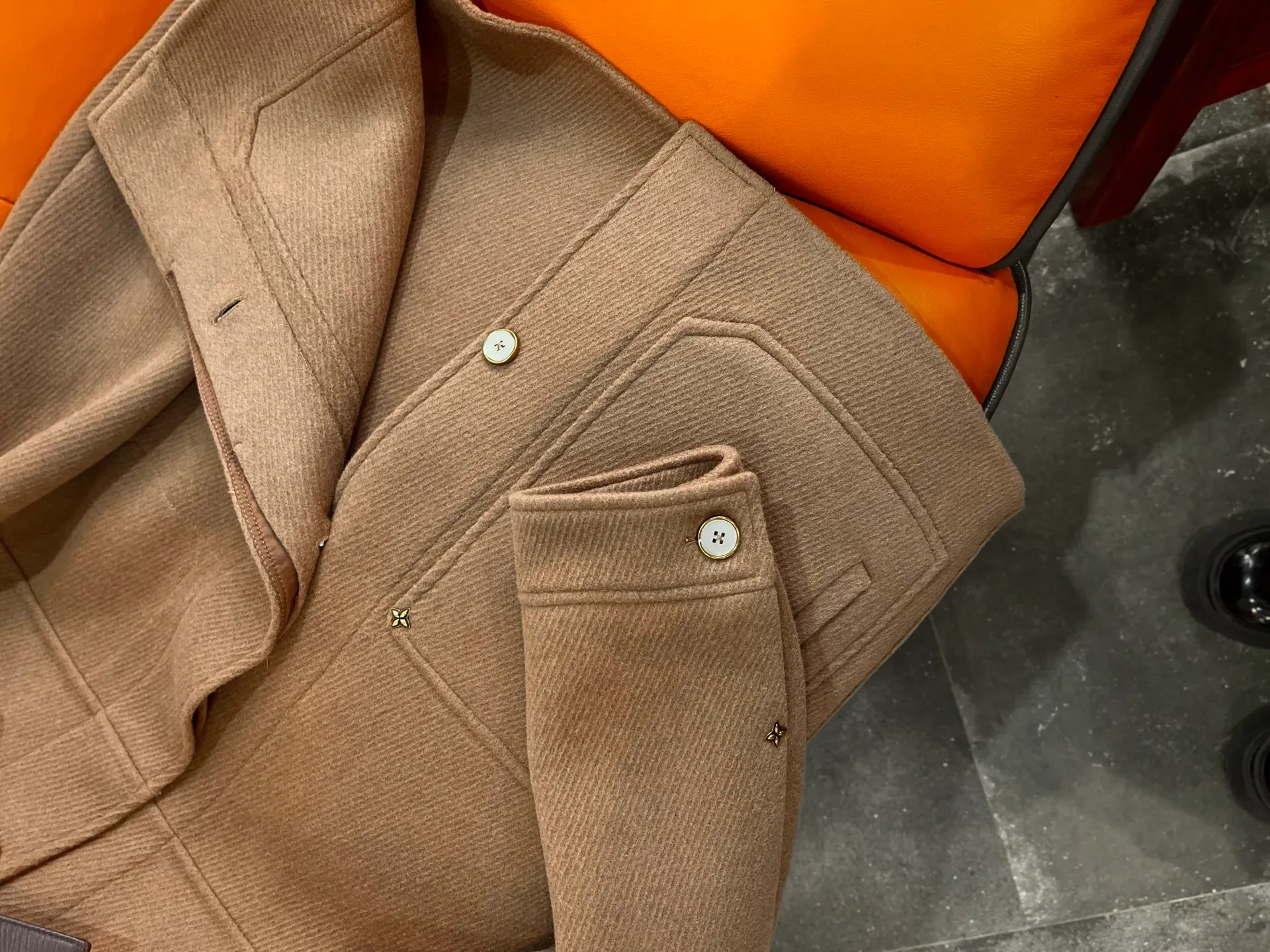 Куртки И Пуховики Мужские Louis Vuitton 1059449