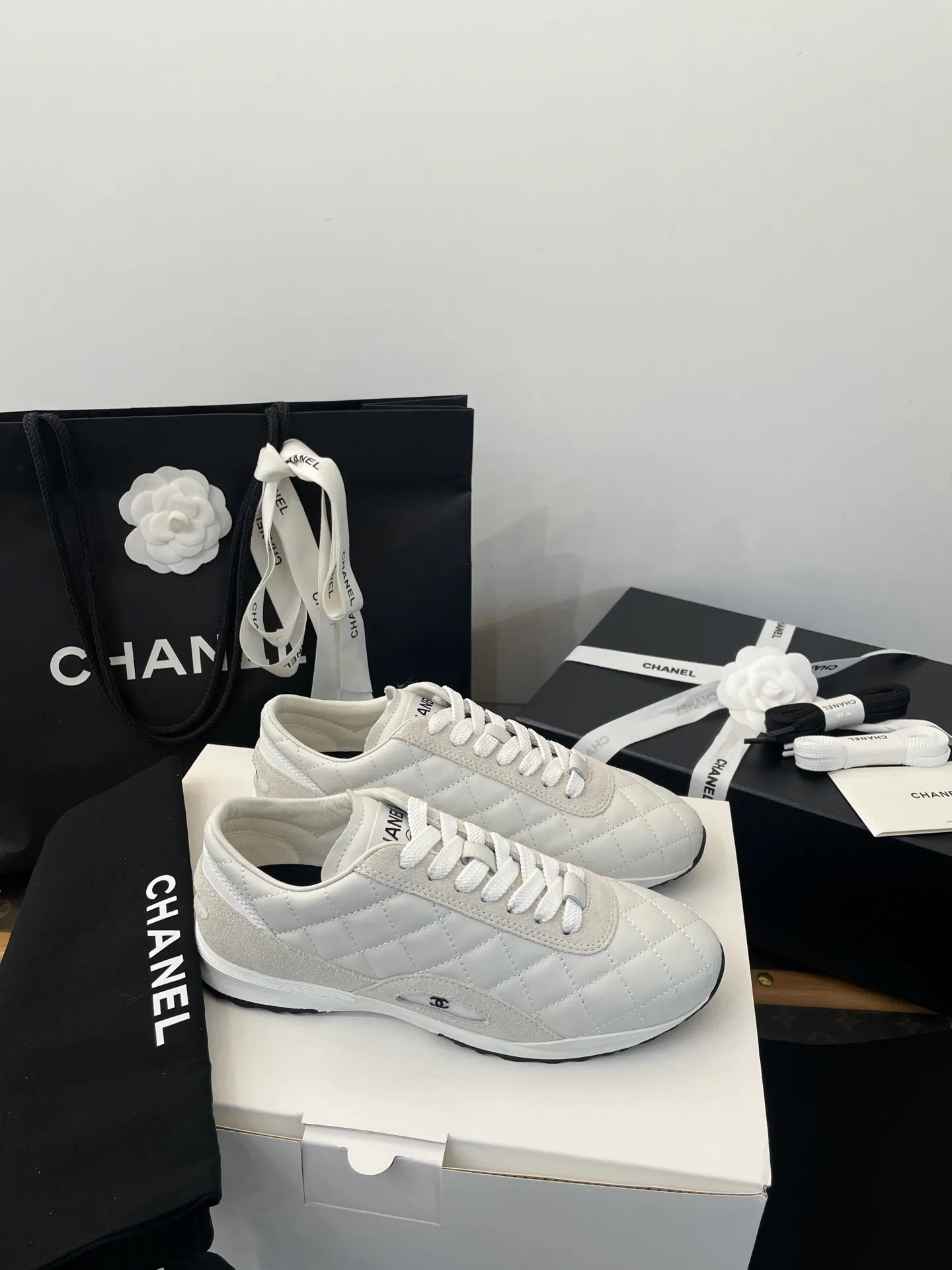 Кроссовки Женские Chanel 742572