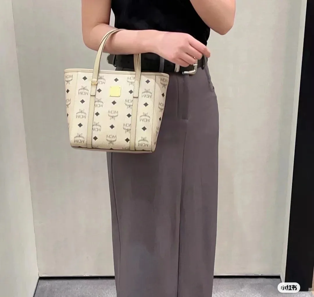 Сумки На Ремне Женские Mcm 27467