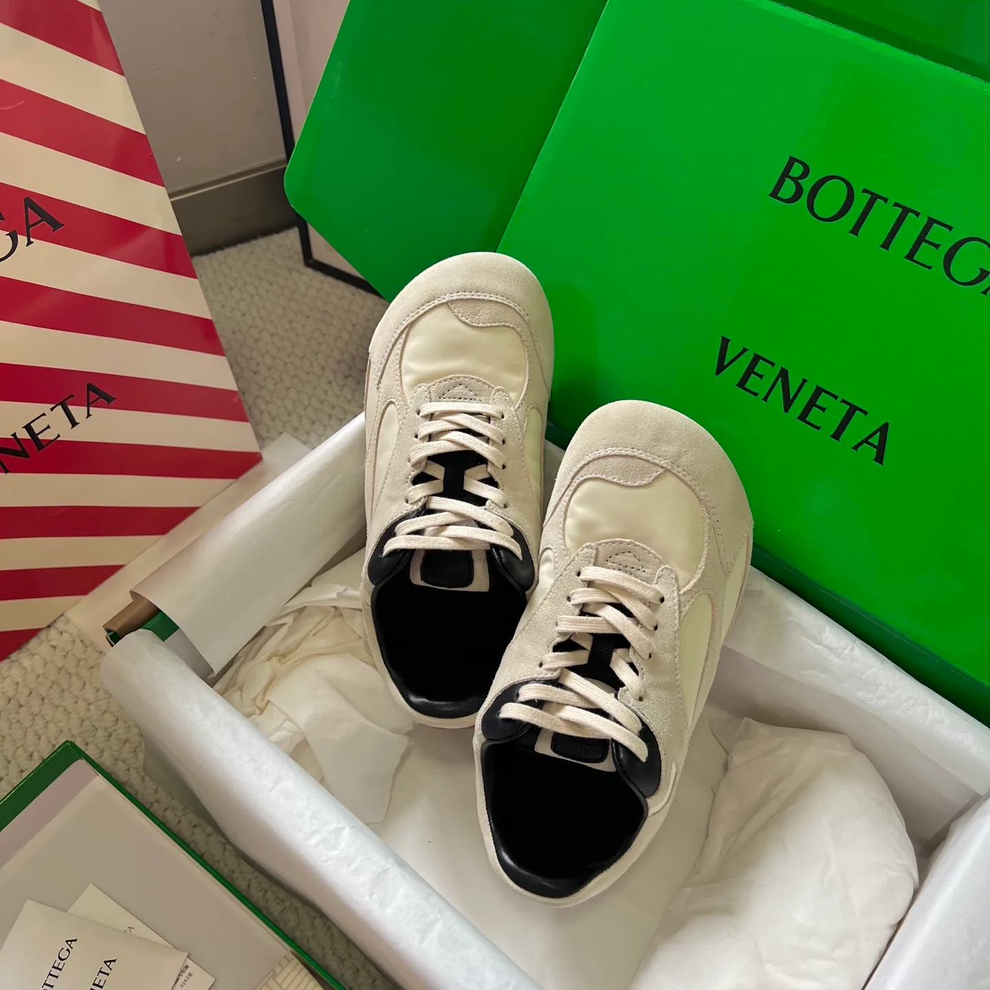 Кроссовки Женские Bottega Veneta 11565975