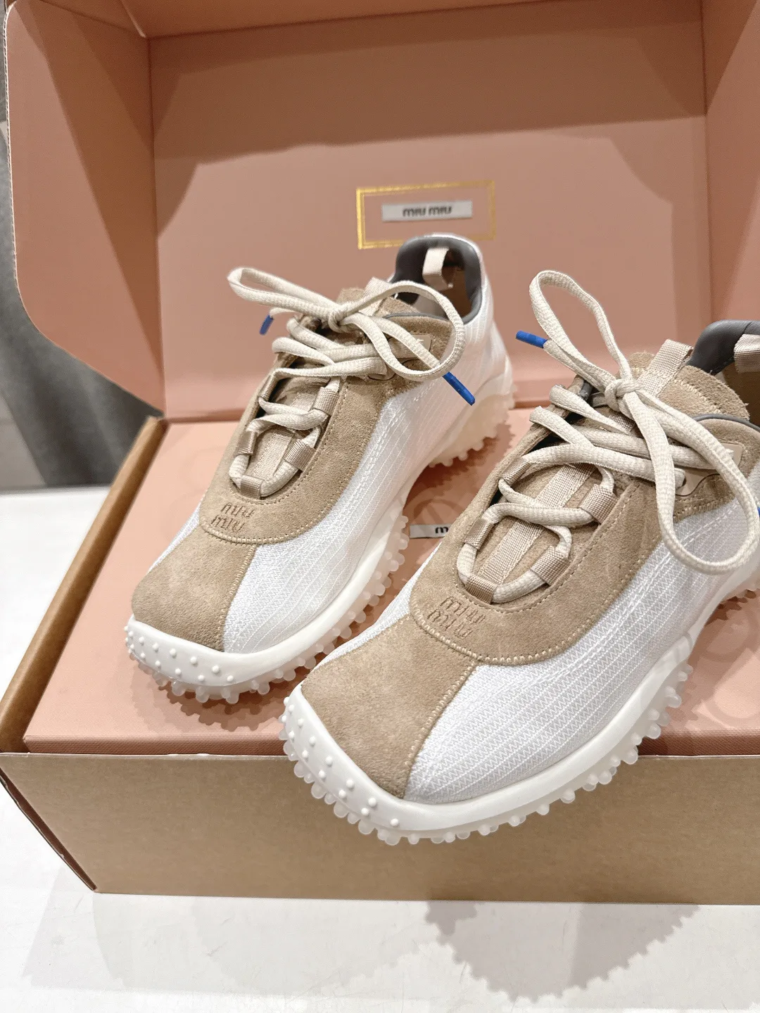 Кроссовки Женские Miu Miu 17057030