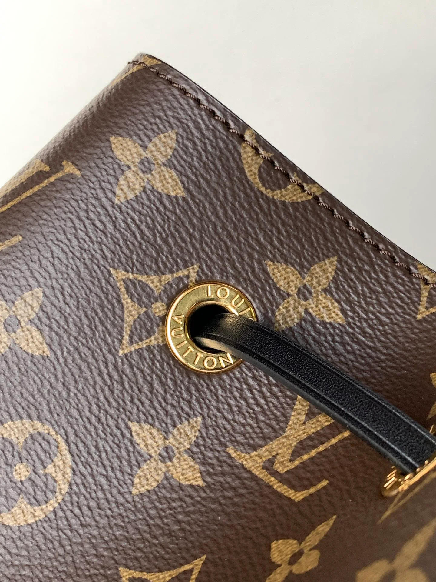 Классические Сумки Женские Louis Vuitton 13394402
