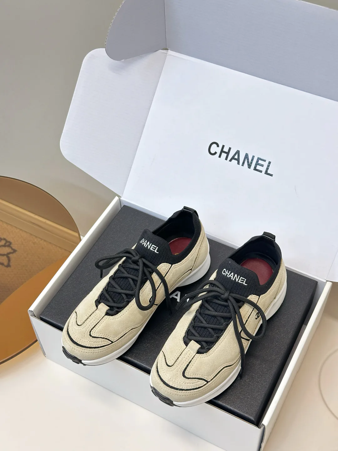 Кроссовки Женские Chanel 16868811
