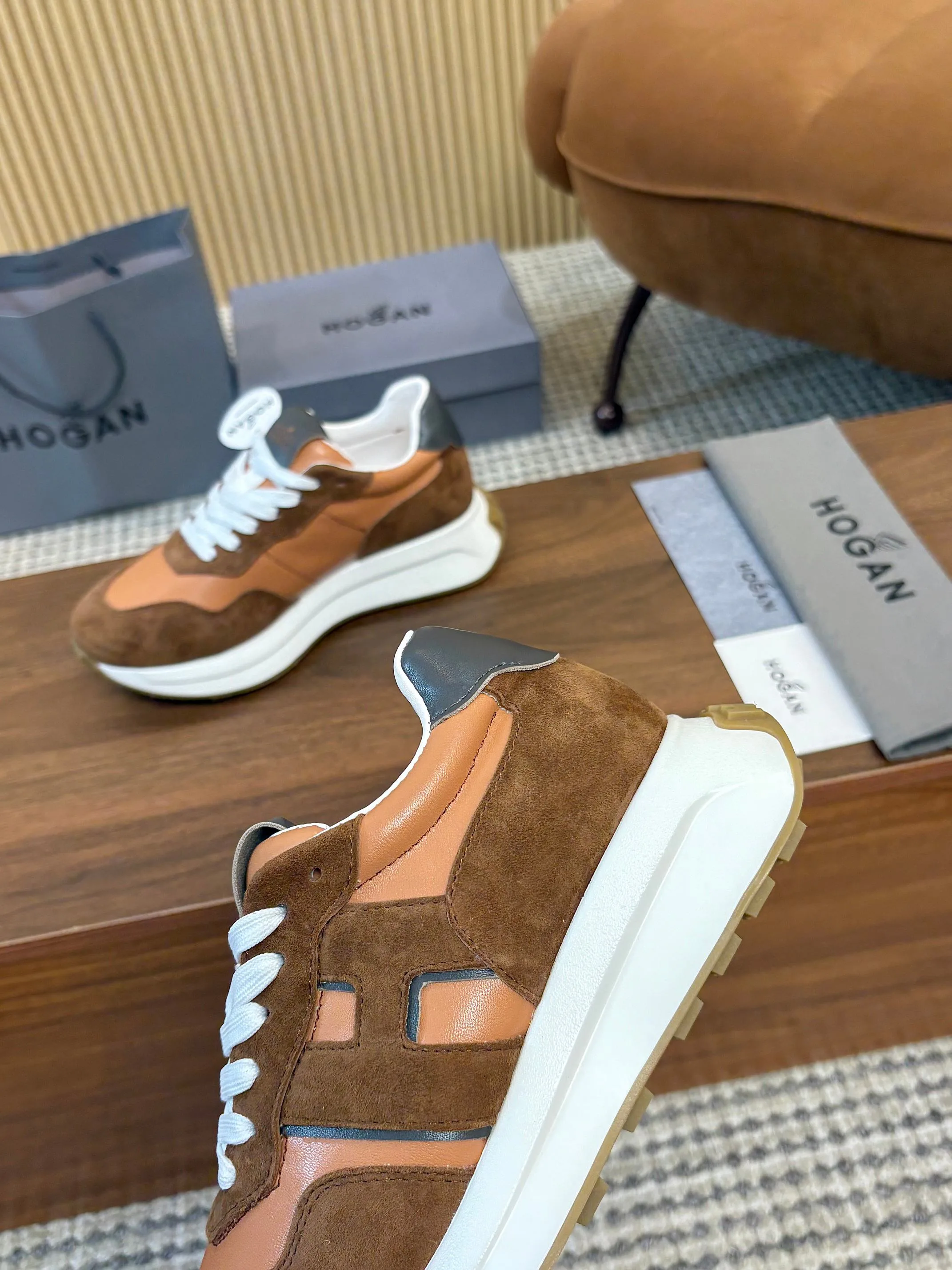 Кроссовки Женские Hogan 122723