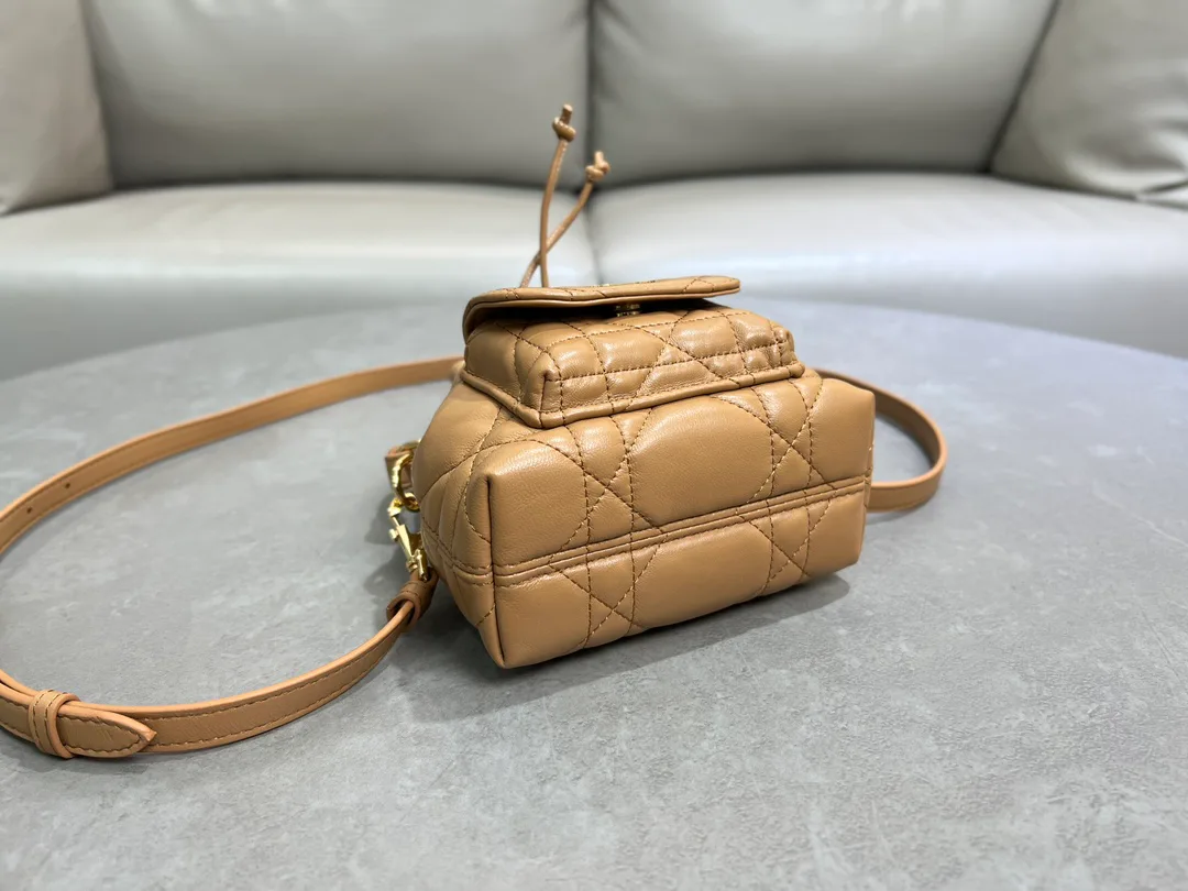 Рюкзаки Женские Christian Dior 293136