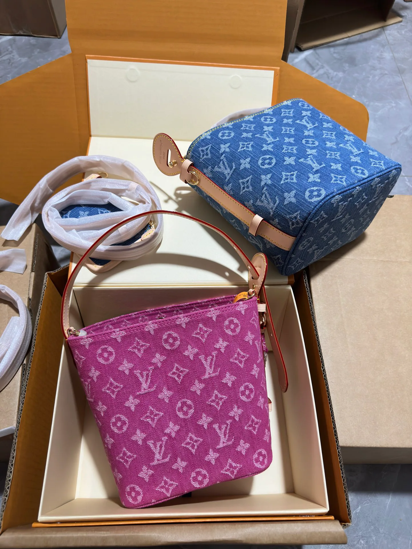 Классические Сумки Женские Louis Vuitton 12116453