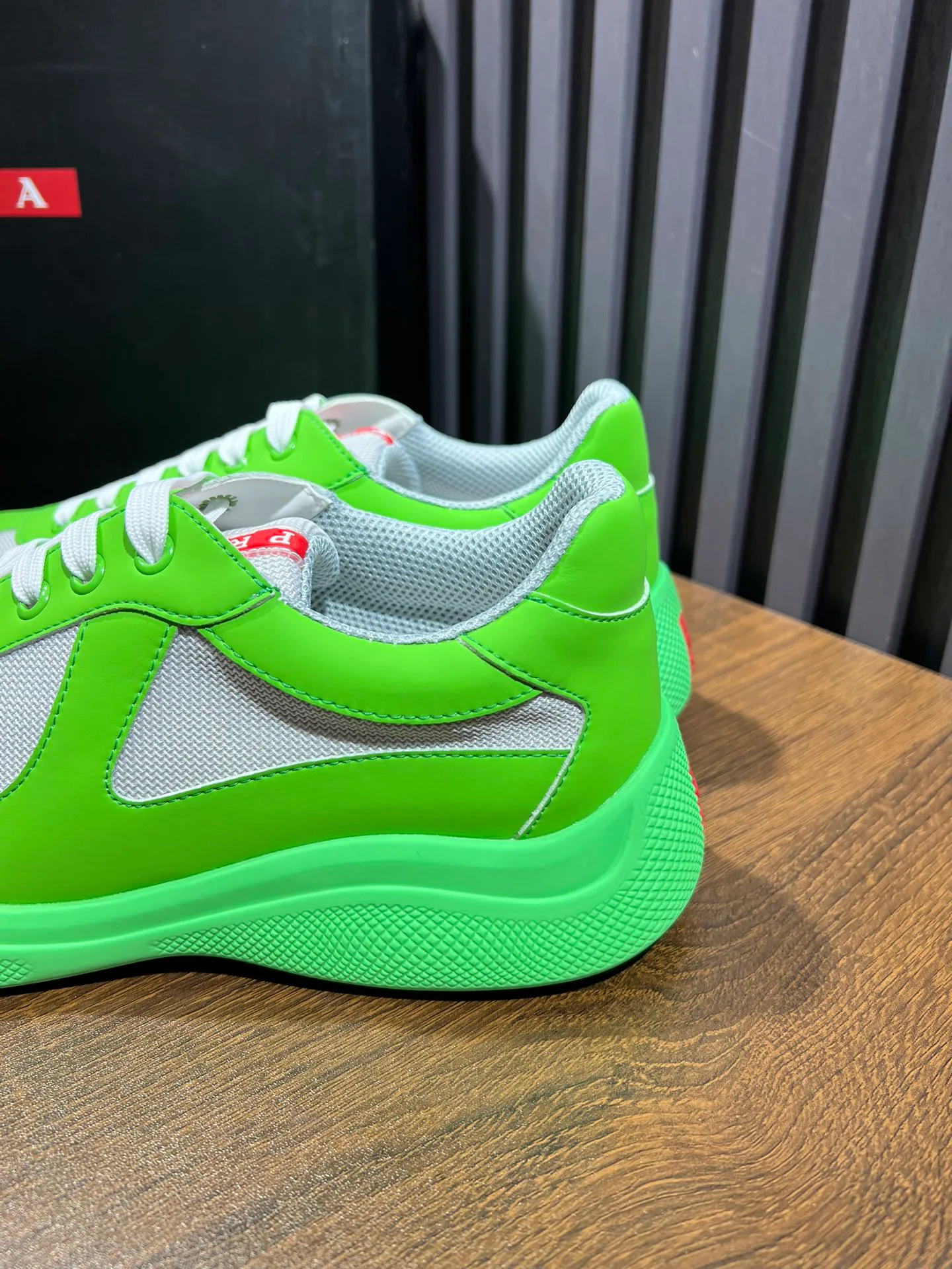 Кроссовки Мужские Prada 11010549