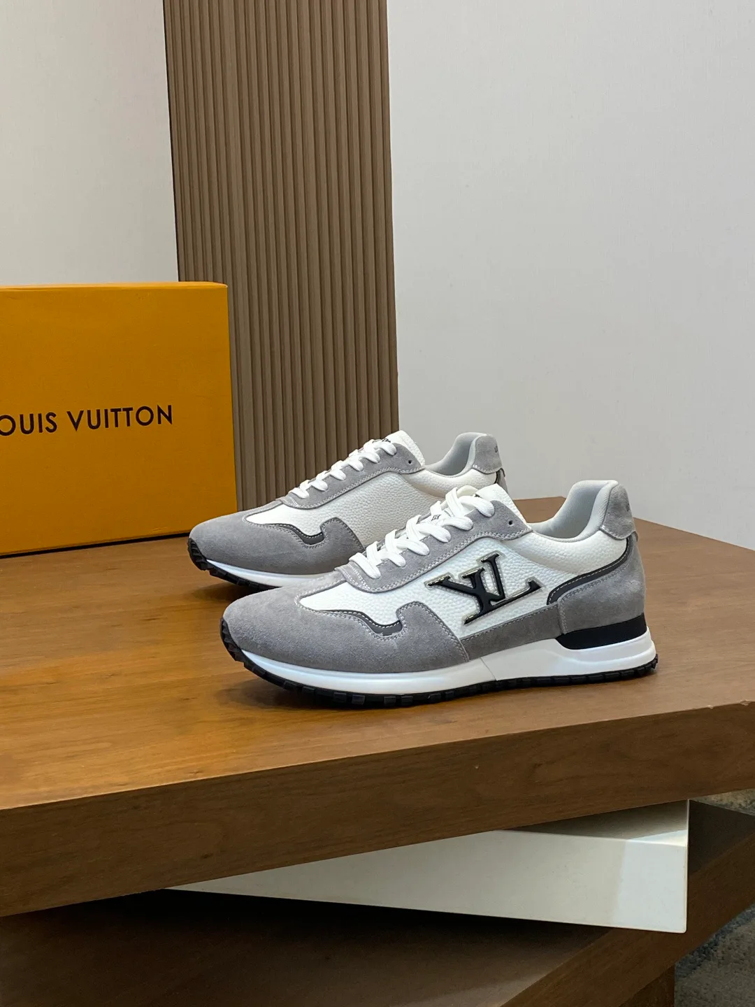 Кроссовки Мужские Louis Vuitton 860716