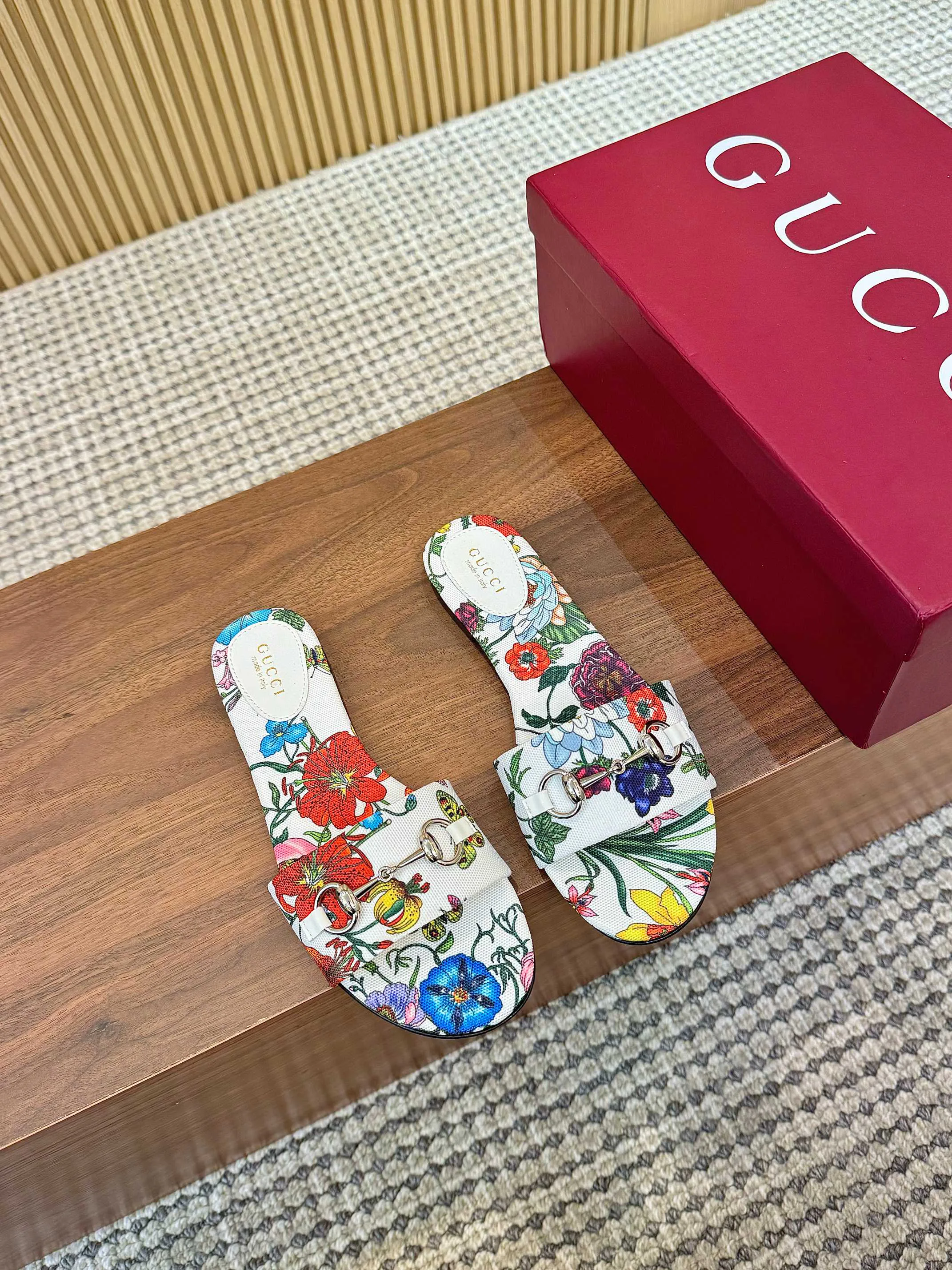 Сандалии Женские Gucci 11529288