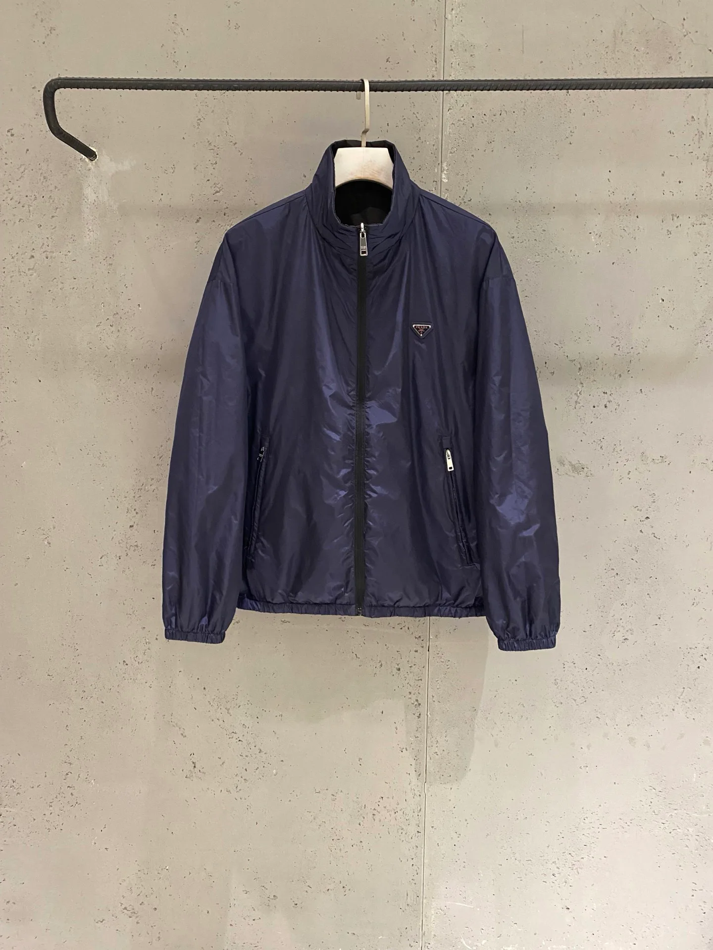 Куртки И Пуховики Мужские Prada 17938034