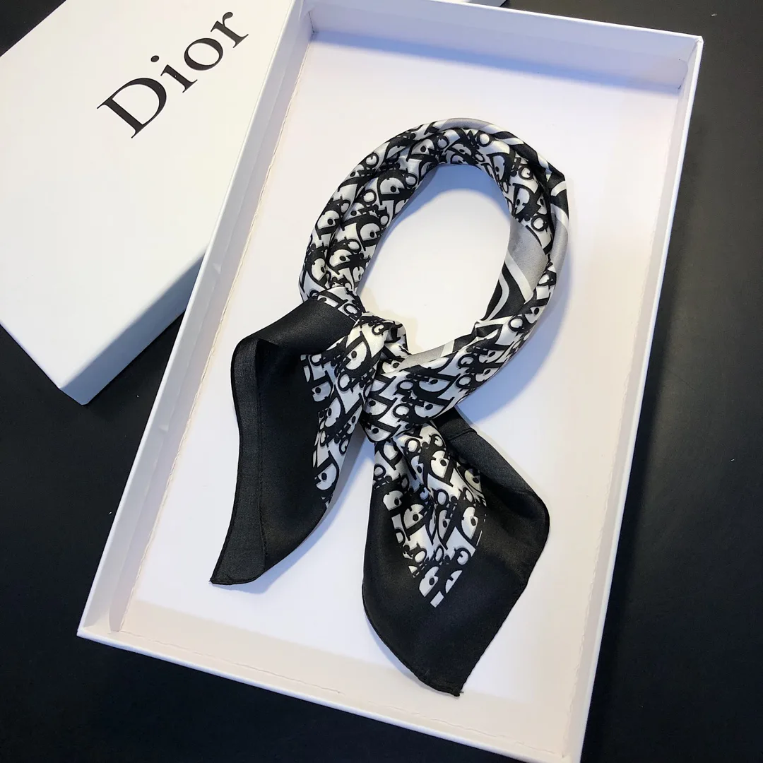 Платки Christian Dior 11762595