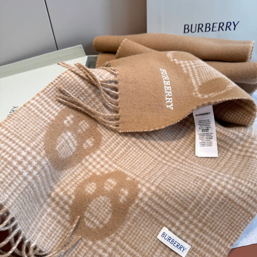 Шарфы Burberry 310345
