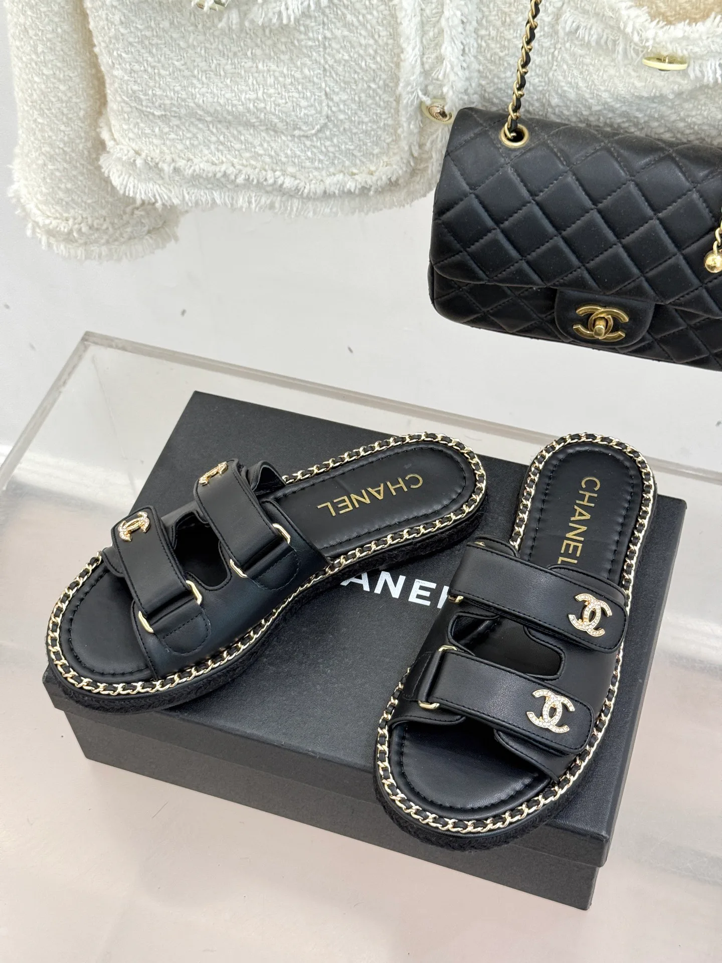 Шлепанцы Женские Chanel 1885758