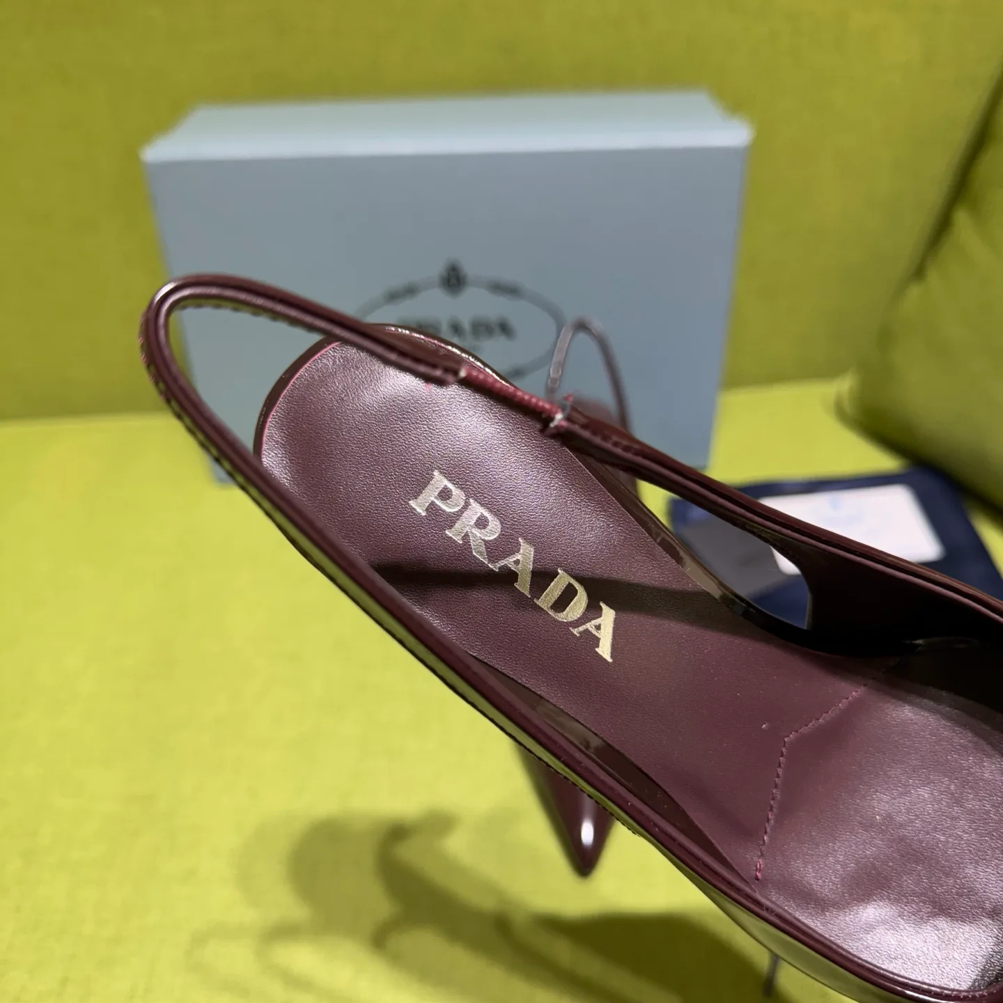 Туфли Женские Prada 10481111