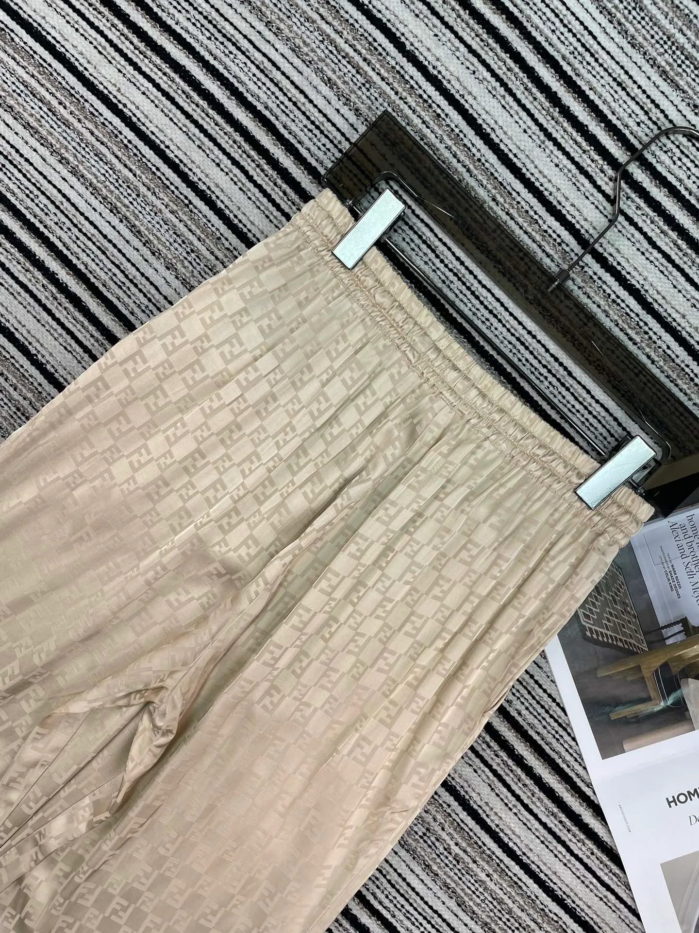Брюки Женские Fendi 11181624