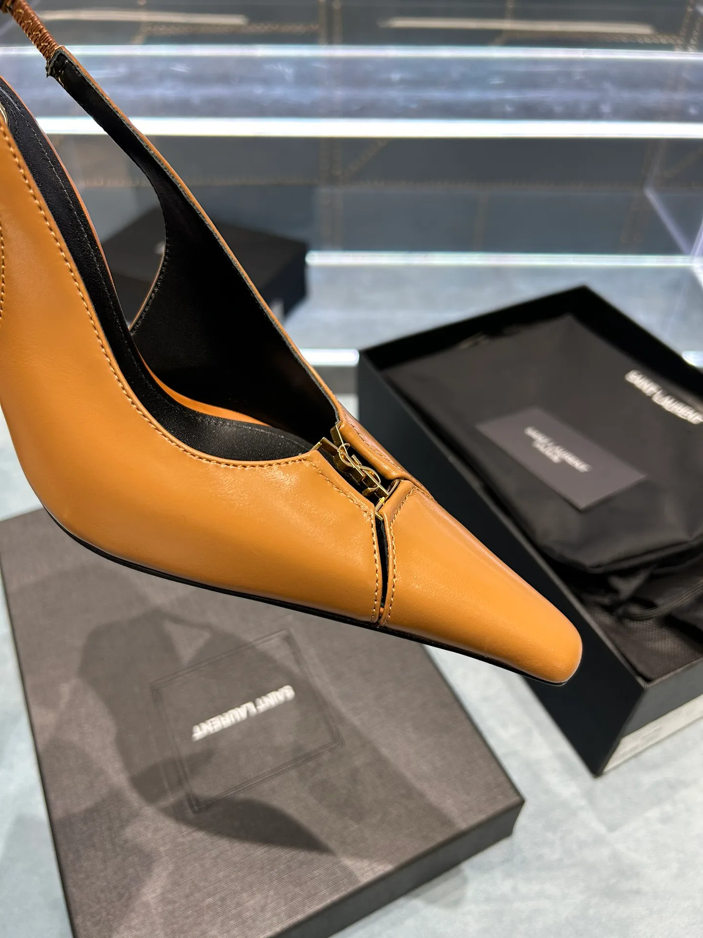 Туфли Женские Saint Laurent 21154