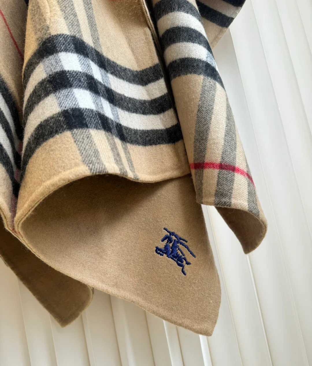 Пальто Женские Burberry 18627277