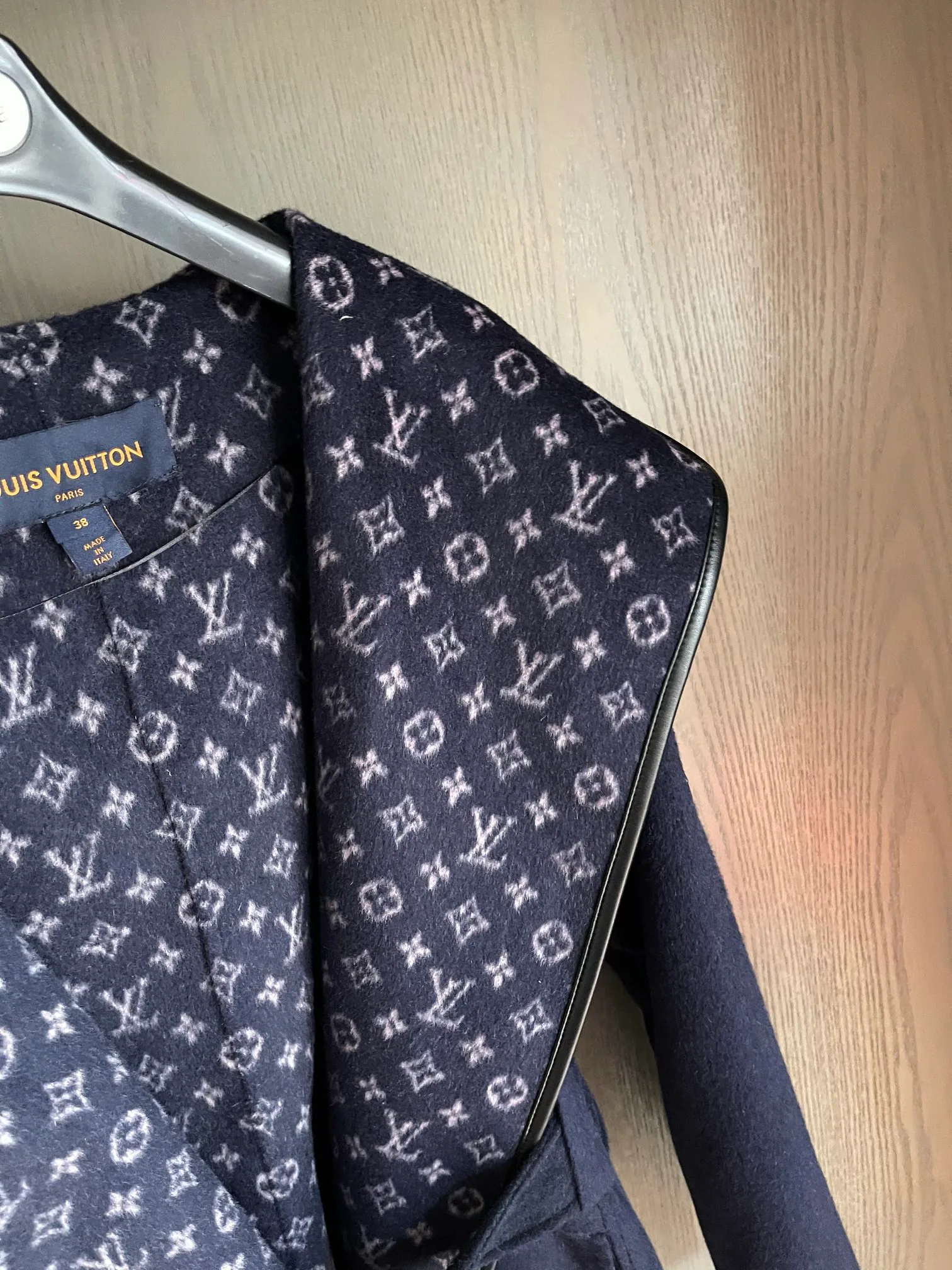 Пальто Женские Louis Vuitton 669744