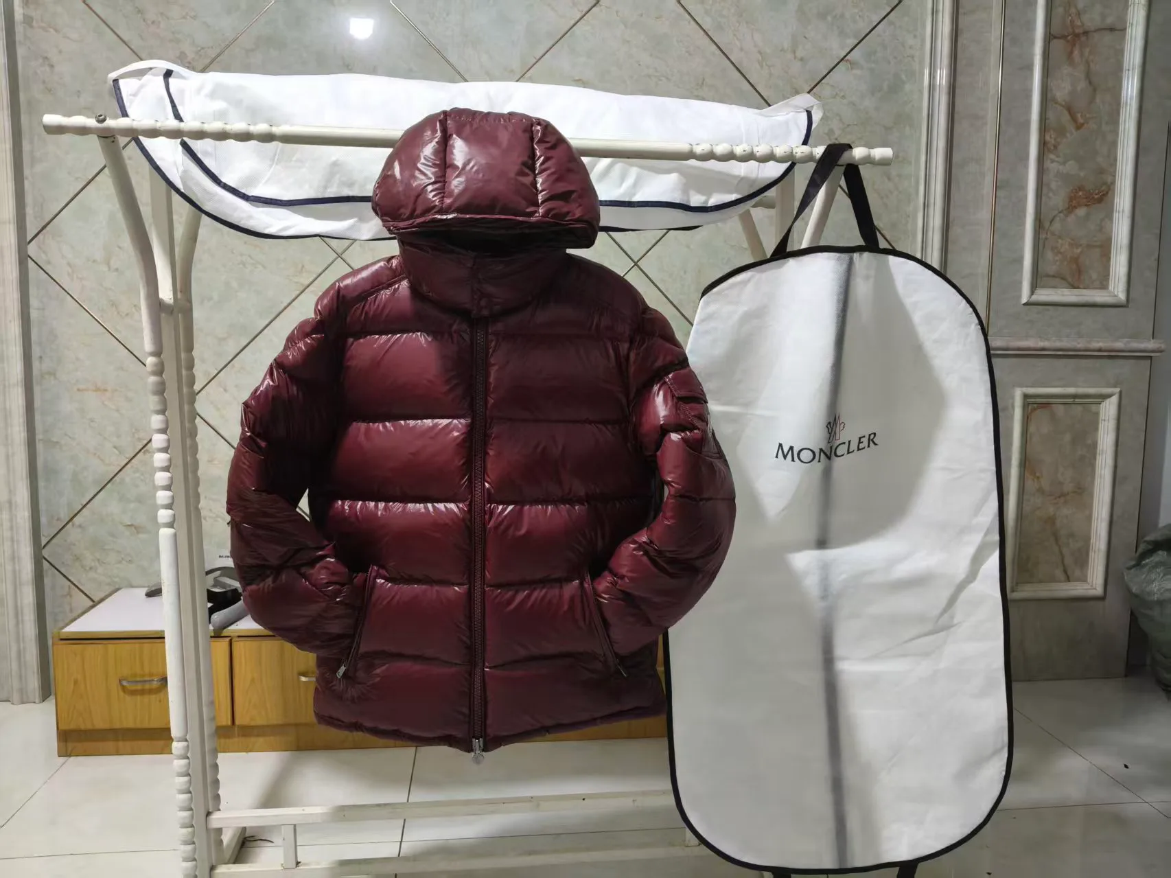 Куртки И Пуховики Женские Moncler 17964627