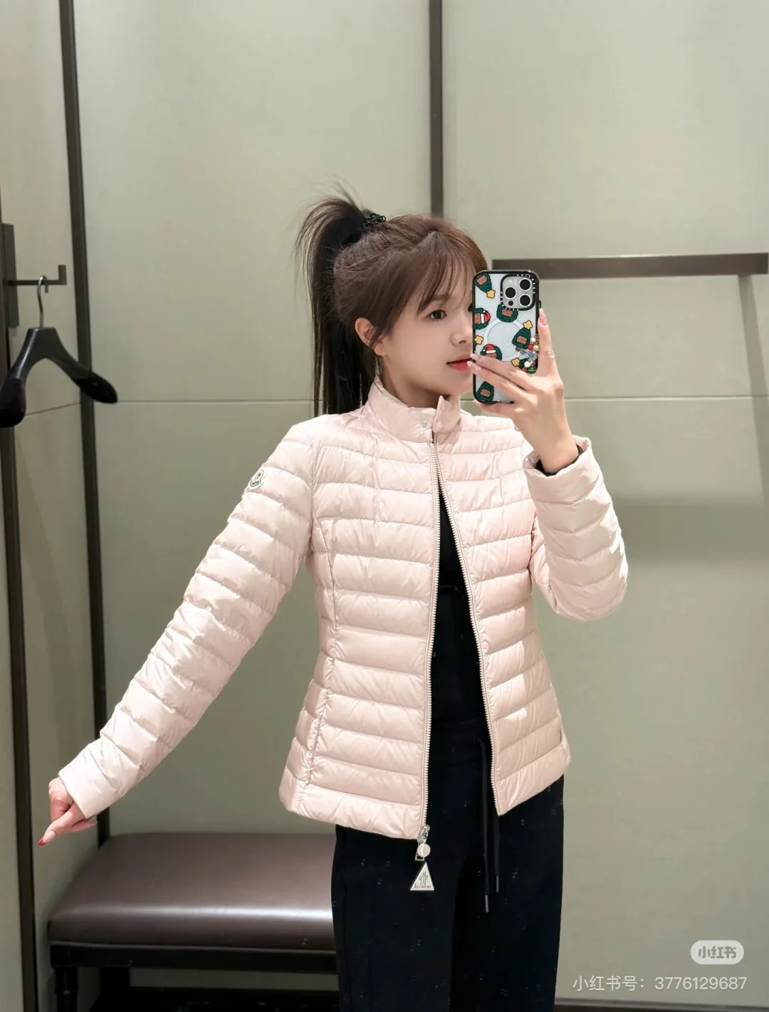 Куртки И Пуховики Женские Moncler 18044425