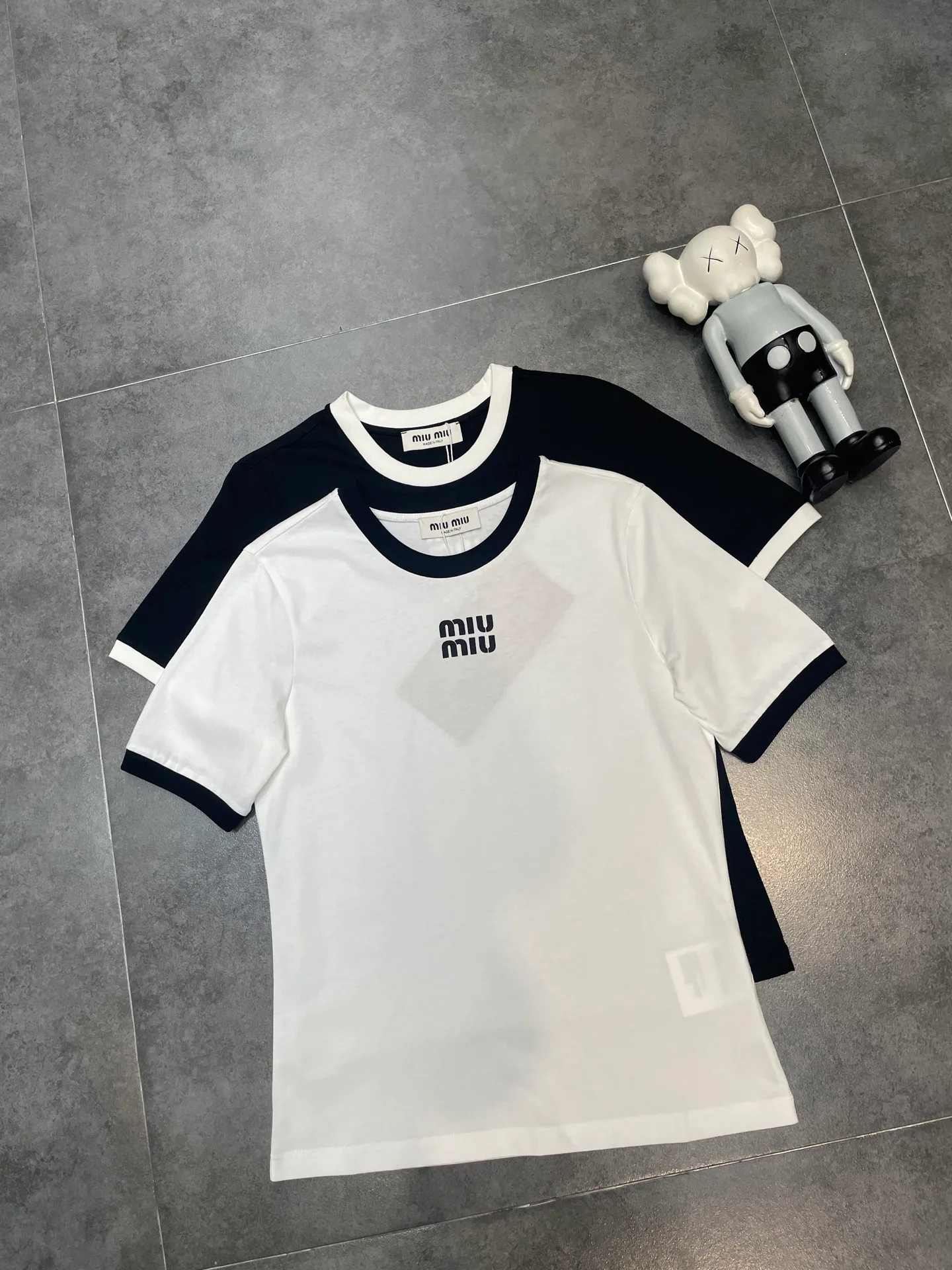 Футболки Женские Miu Miu 23757