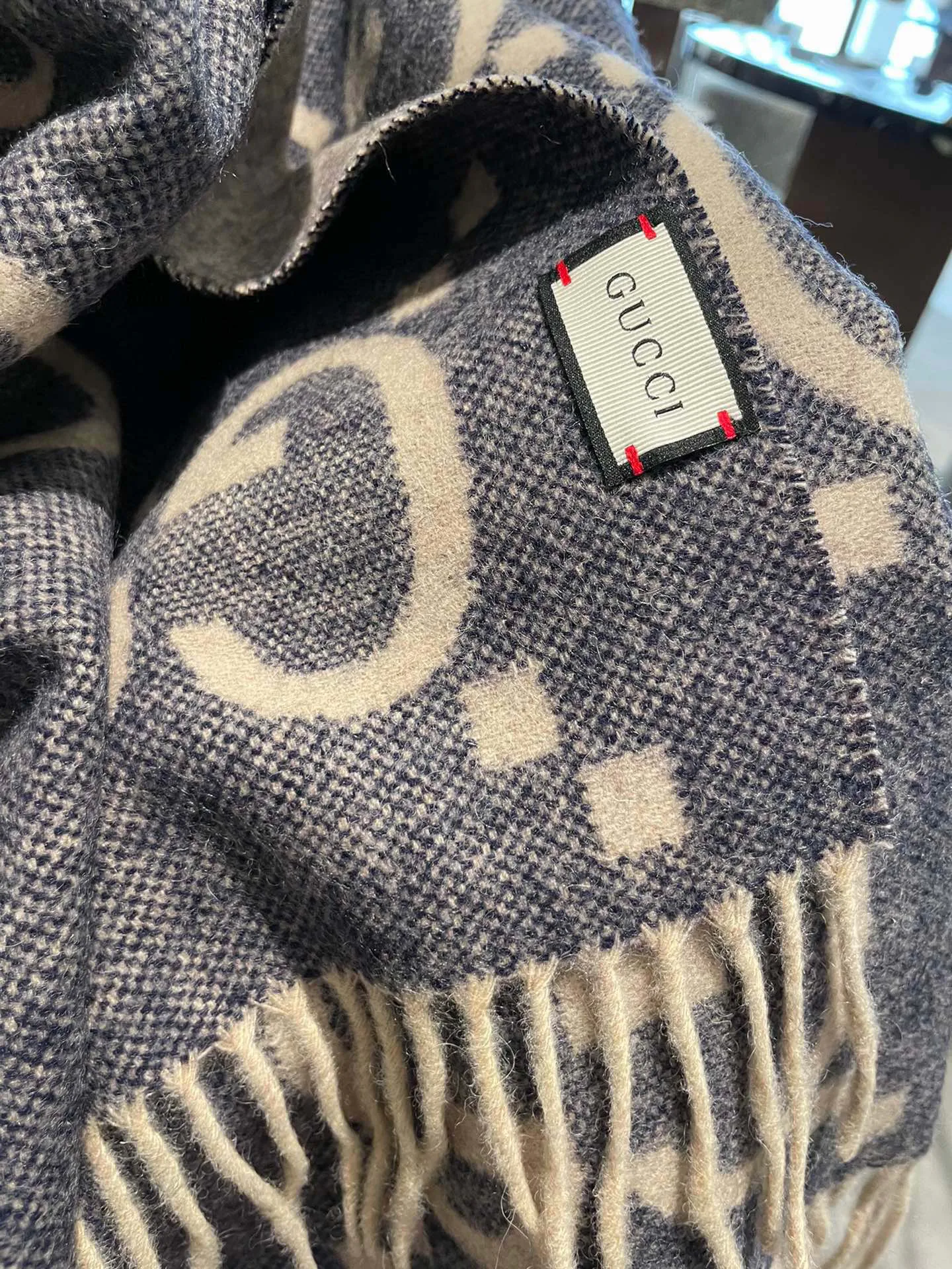 Шарфы Gucci 438382