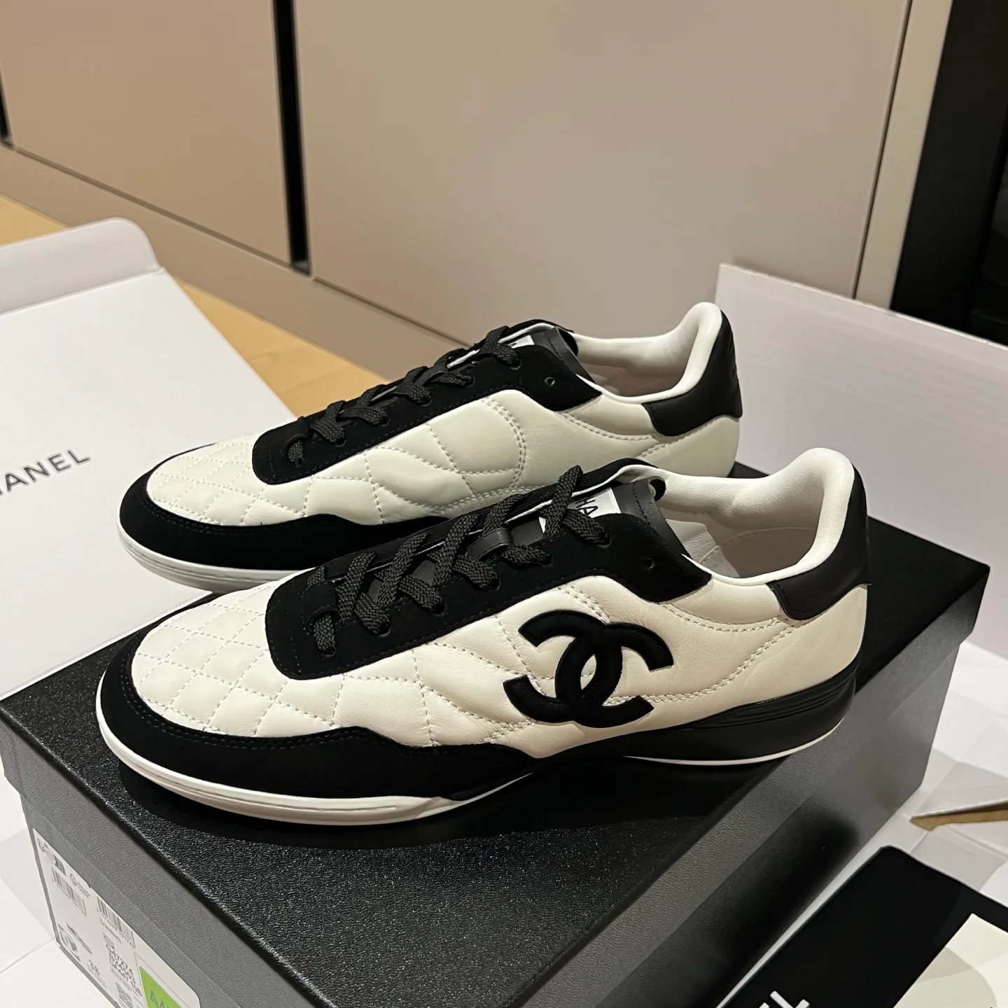 Кроссовки Женские Chanel 13358591