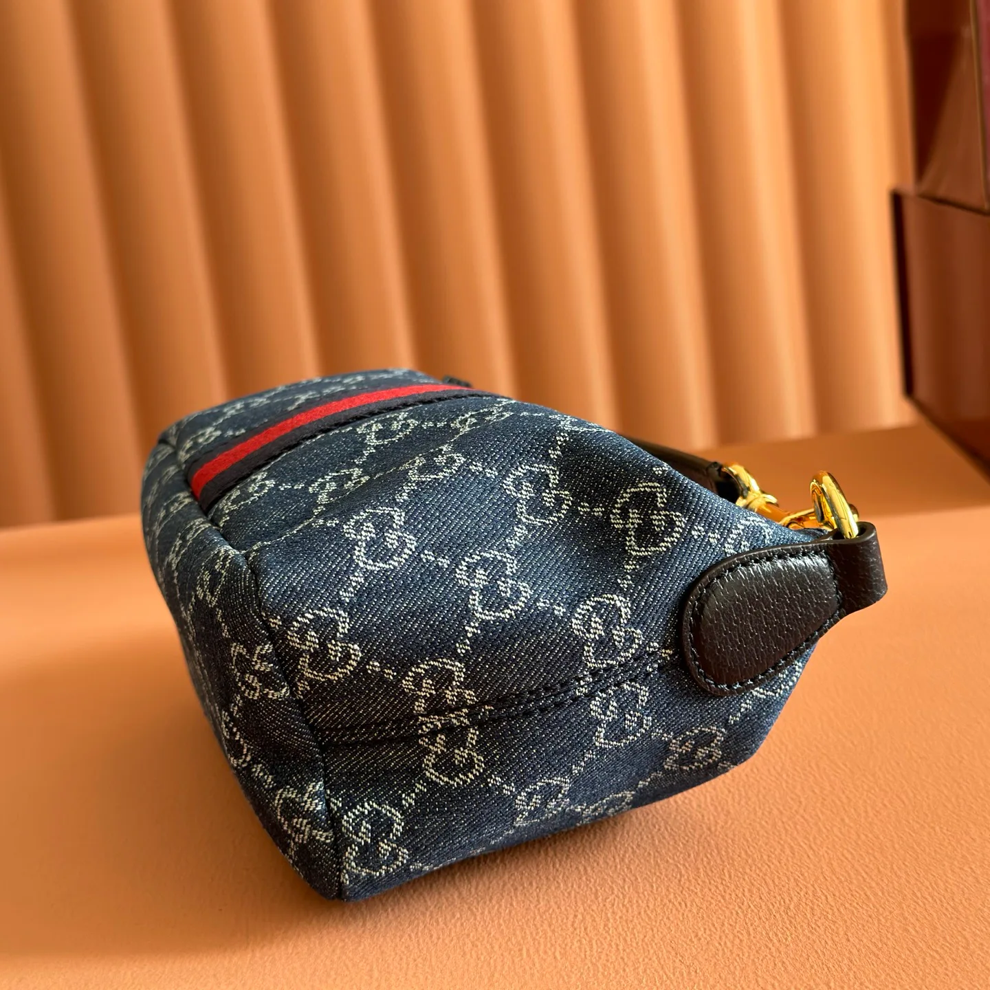 Классические Сумки Женские Gucci 4365369