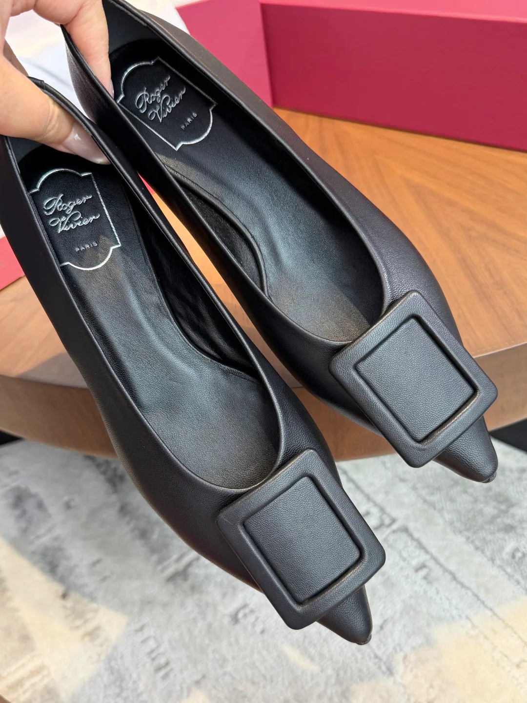 Туфли Женские Roger Vivier 17974243