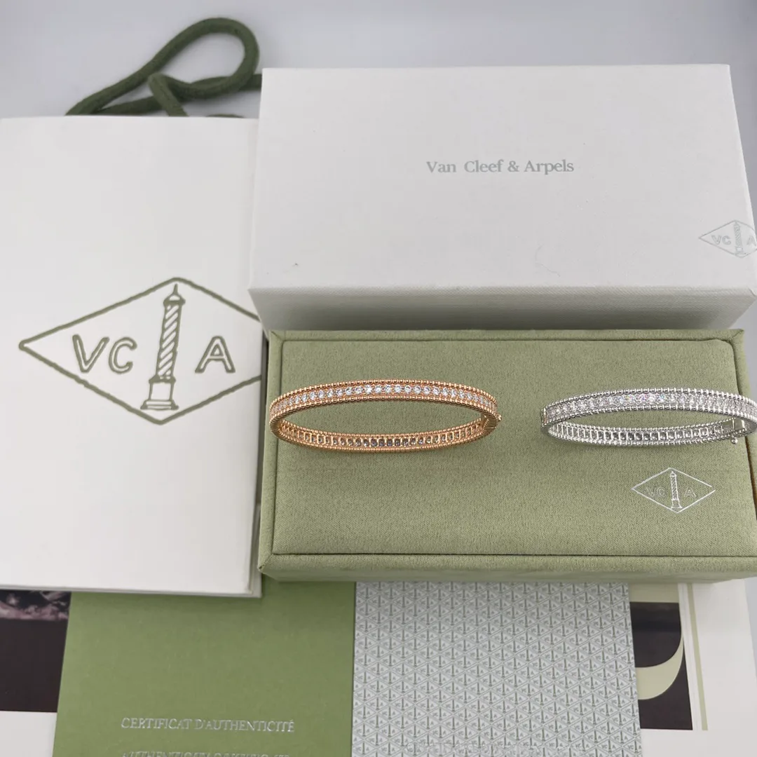 Бижутерия Van Cleef & Arpels 86048