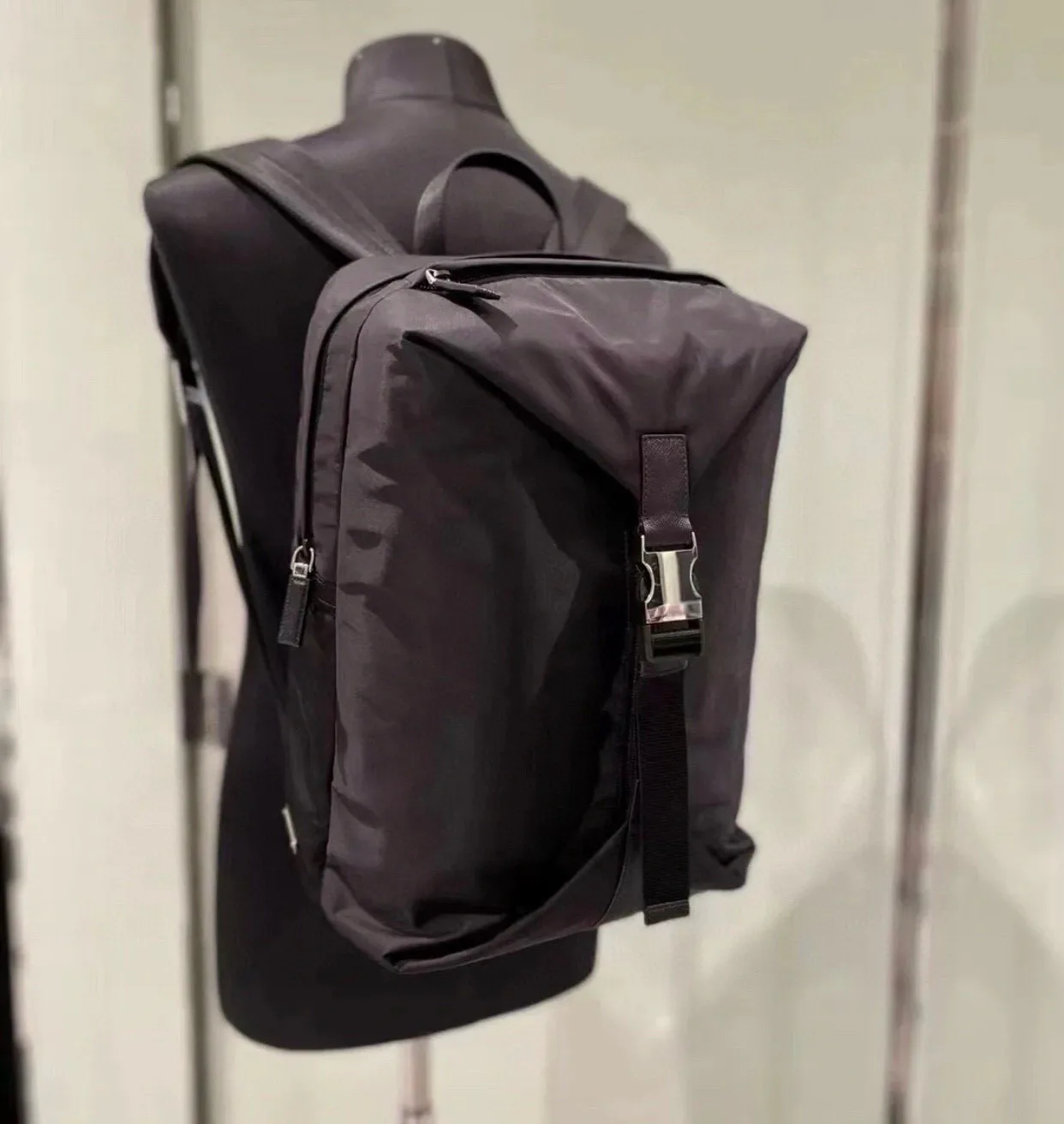 Рюкзаки Женские Prada 11627439