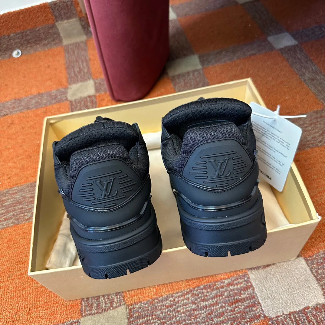 Кроссовки Мужские Louis Vuitton 28764