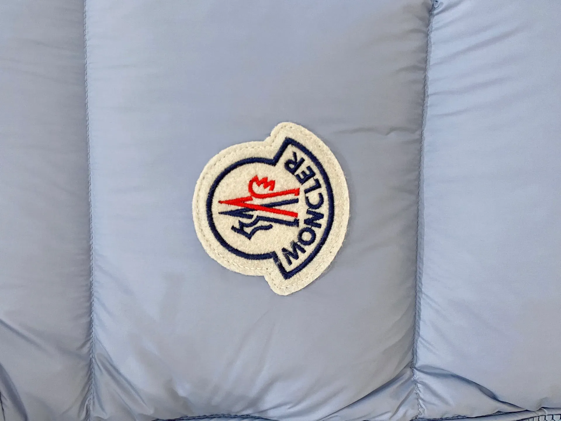 Куртки И Пуховики Мужские Moncler 1807047