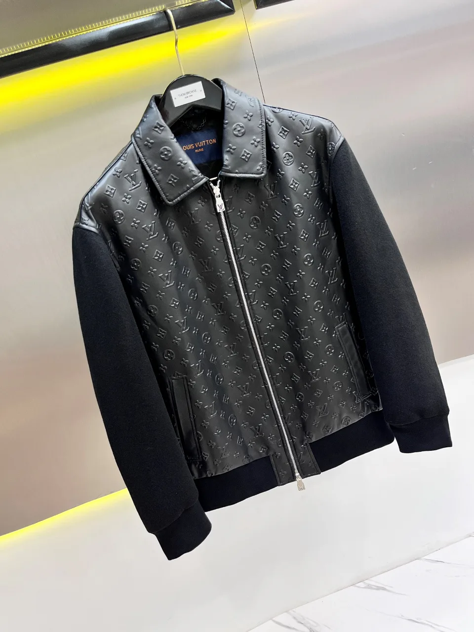 Куртки И Пуховики Мужские Louis Vuitton 119241