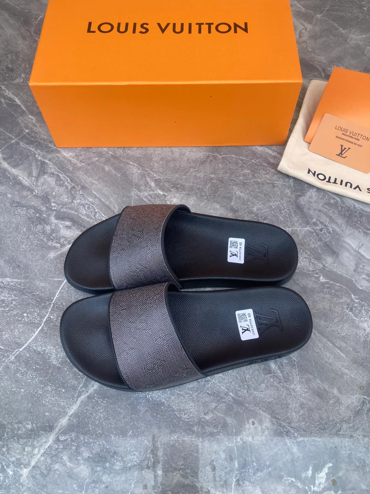 Шлепанцы Женские Louis Vuitton 5879848
