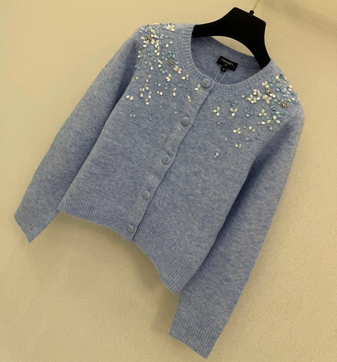 Джемперы И Свитеры Женские Chanel 18137849