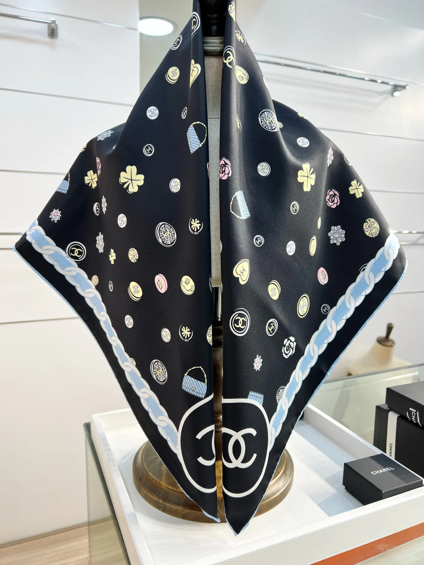 Шарфы Chanel 1020581