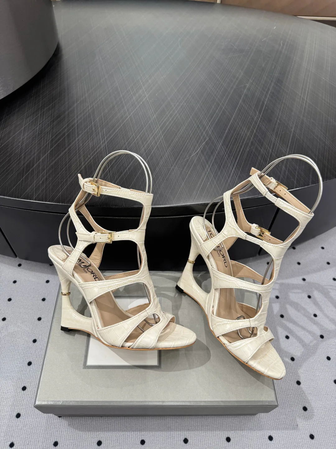 Босоножки Женские Tom Ford 23550