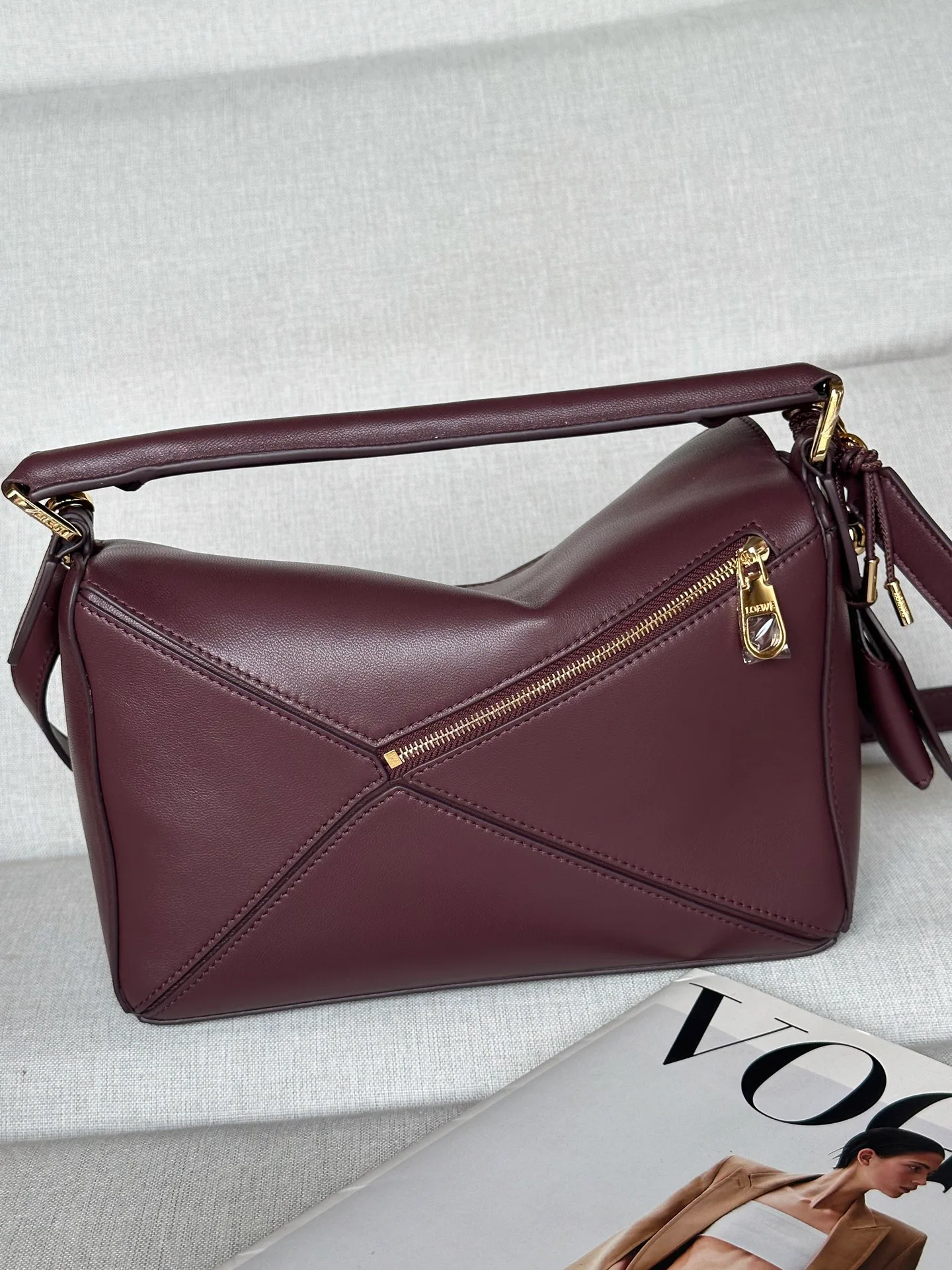 Классические Сумки Женские Loewe 1889652