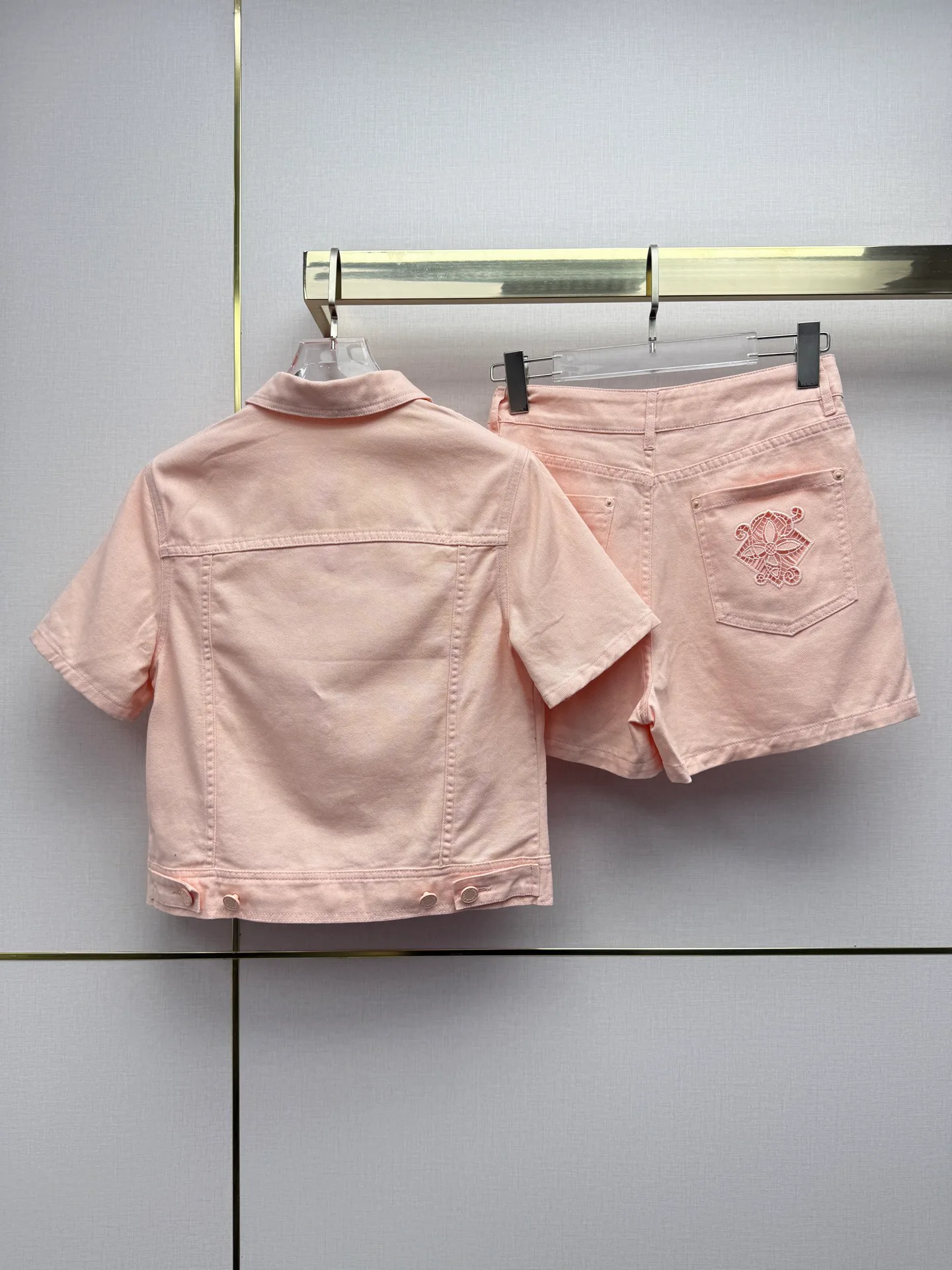 Костюмы Женские Louis Vuitton 10475311