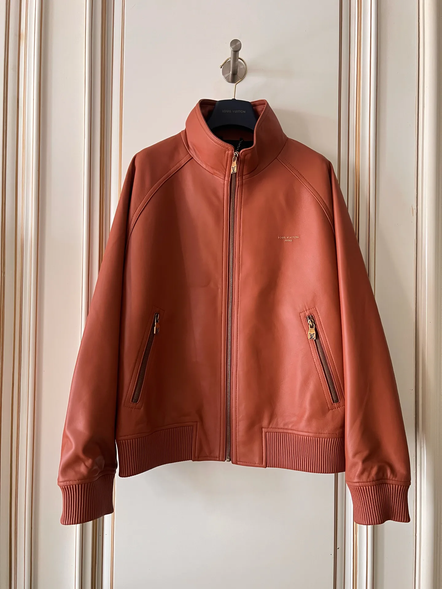 Кожаные Куртки И Дублёнки Женские Louis Vuitton 18408998