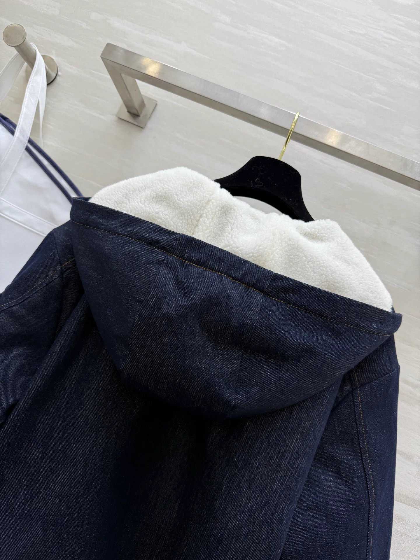 Куртки И Пуховики Женские Moncler 600352