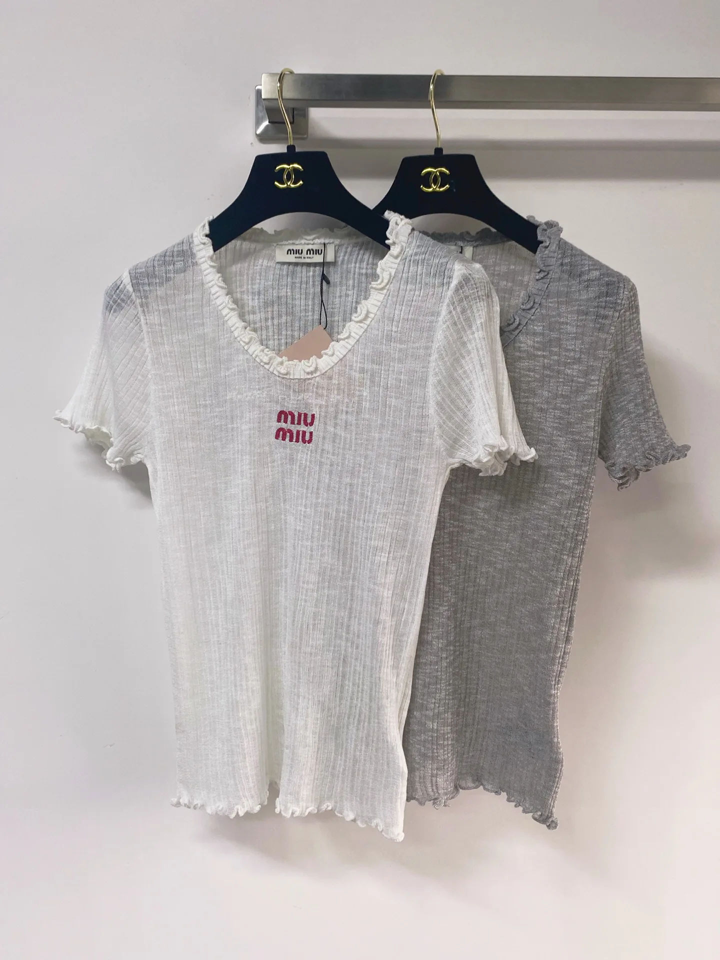 Футболки Женские Miu Miu 13557566