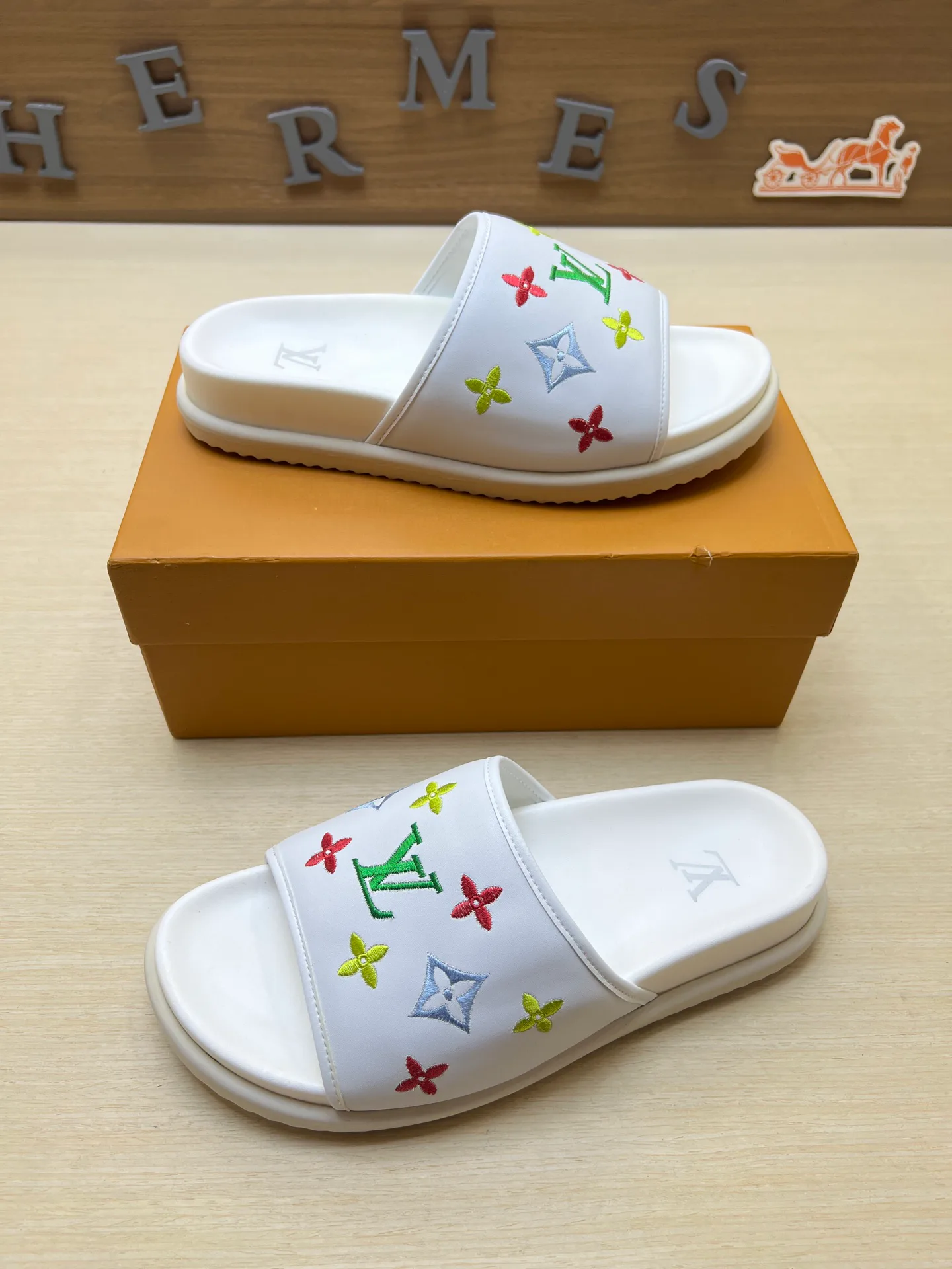 Шлепанцы Мужские Louis Vuitton 11450858