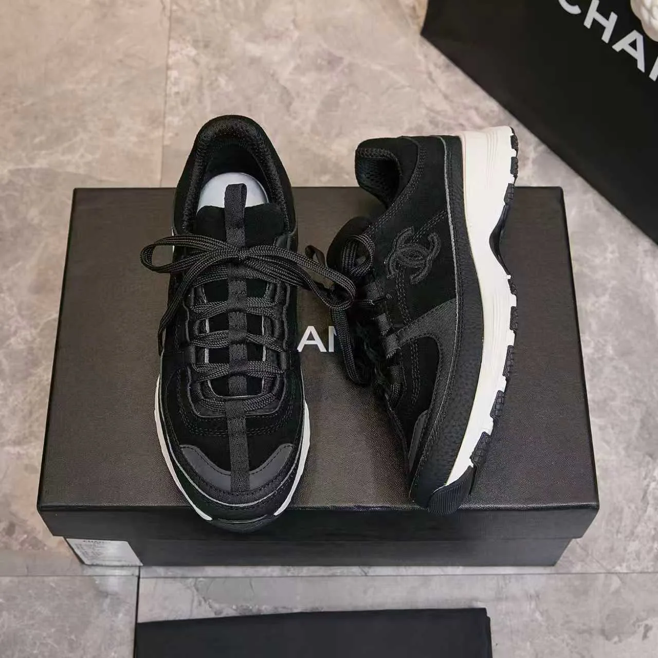 Кроссовки Женские Chanel 10515983