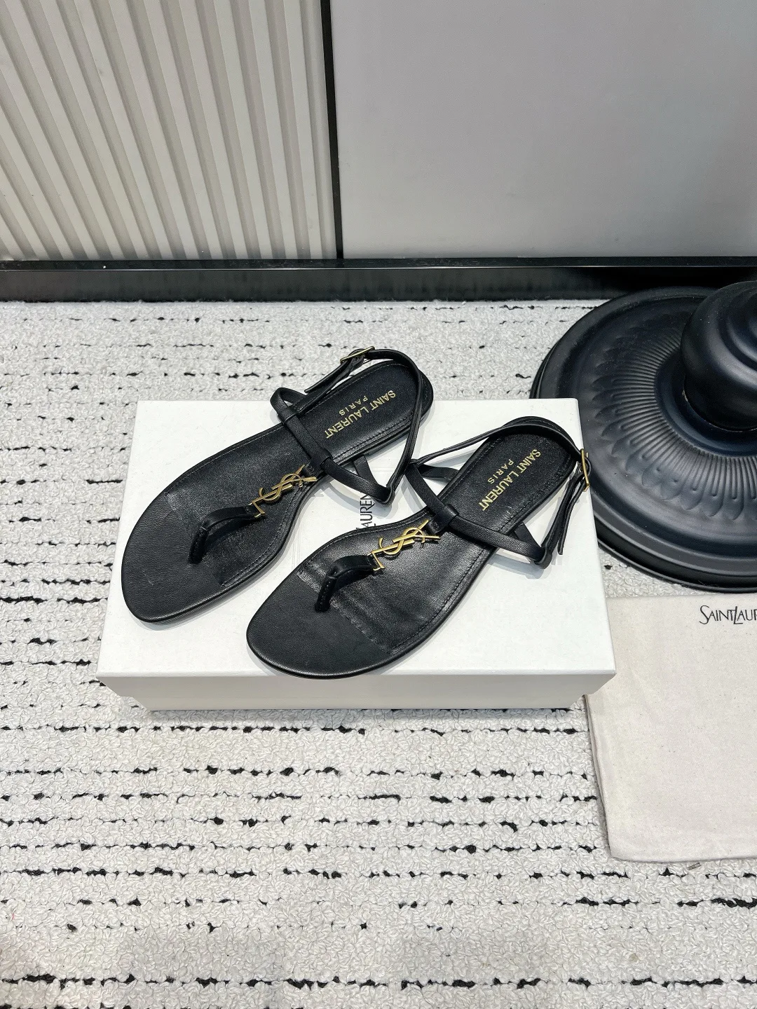 Шлепанцы Женские Saint Laurent 17578042