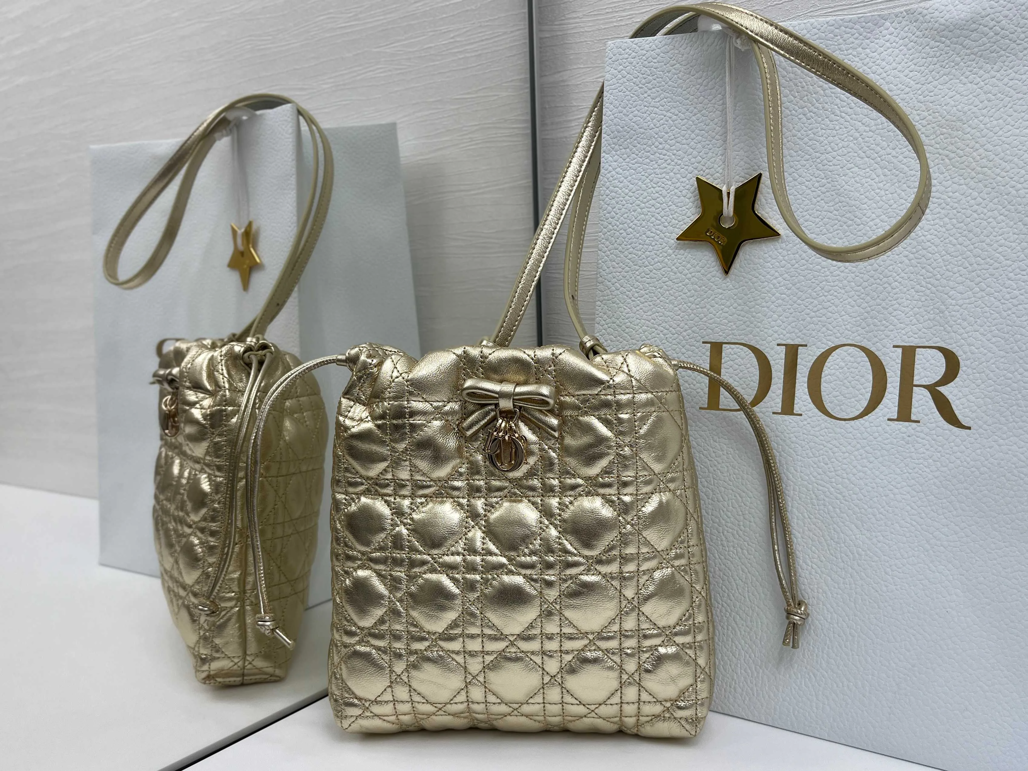 Сумки На Ремне Женские Christian Dior 12817857