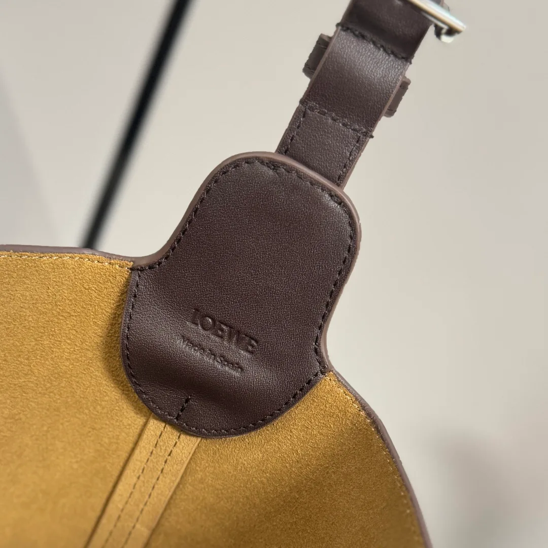 Классические Сумки Женские Loewe 17502833